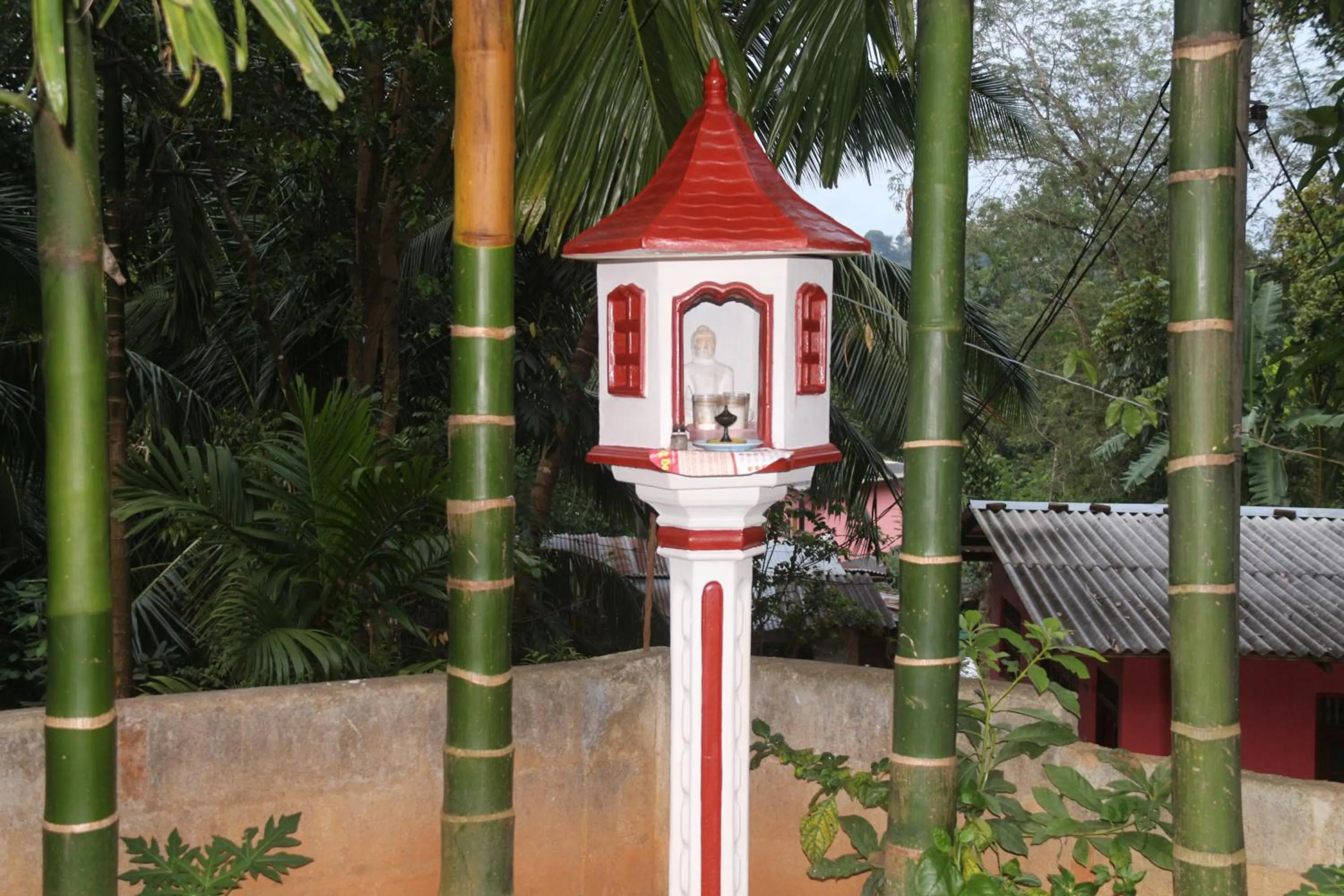 Apple Sara Home Stay