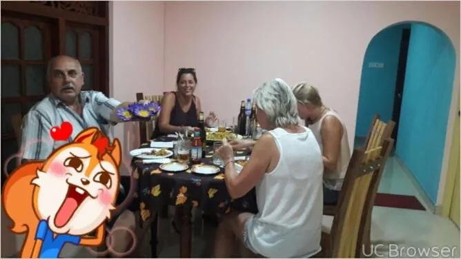 Apple Sara Home Stay