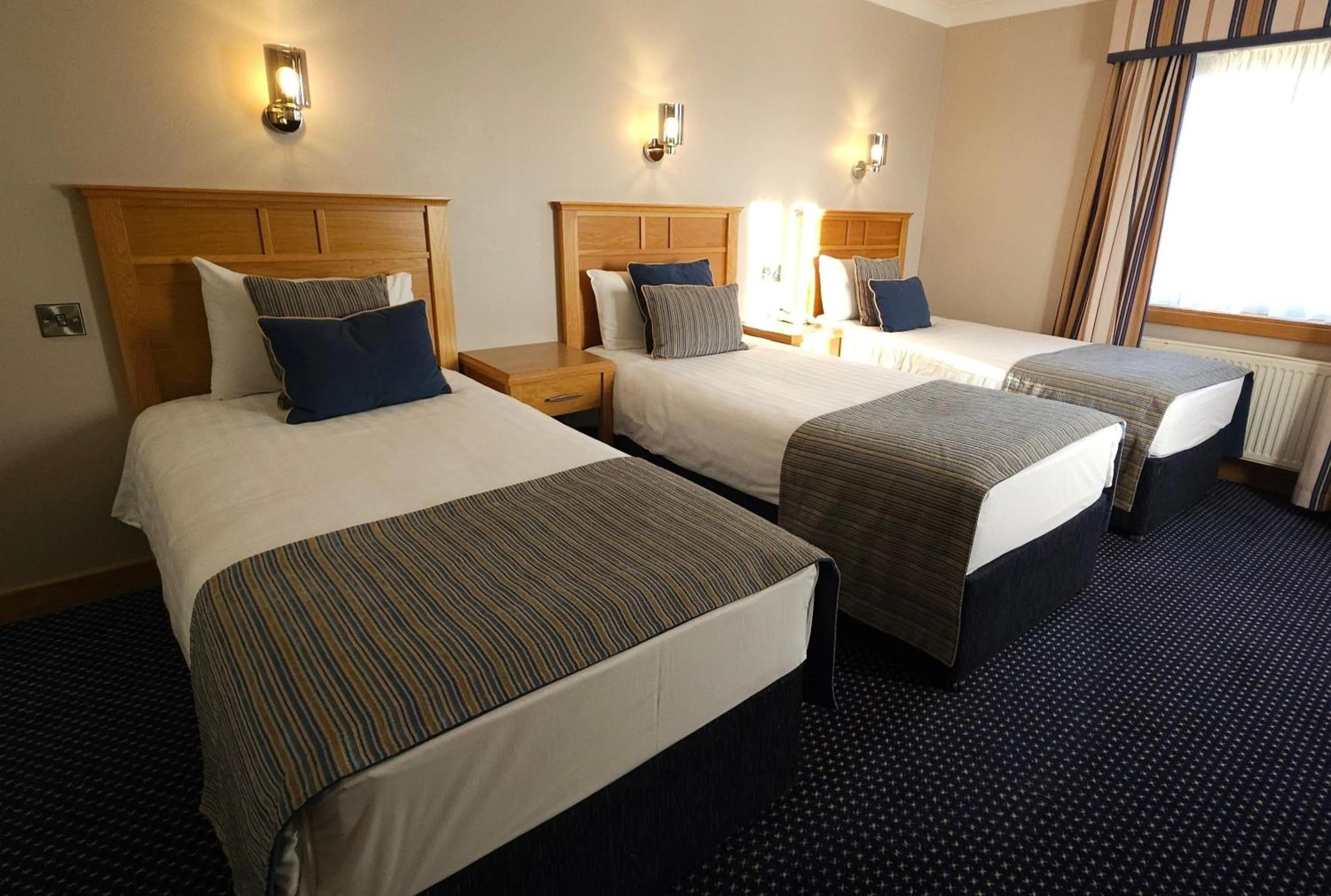 Bed in Rochestown Lodge Hotel