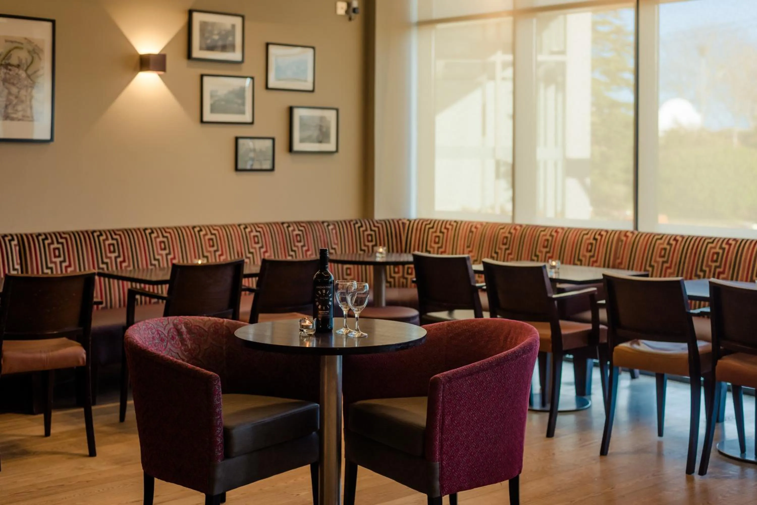Lounge or bar in Rochestown Lodge Hotel