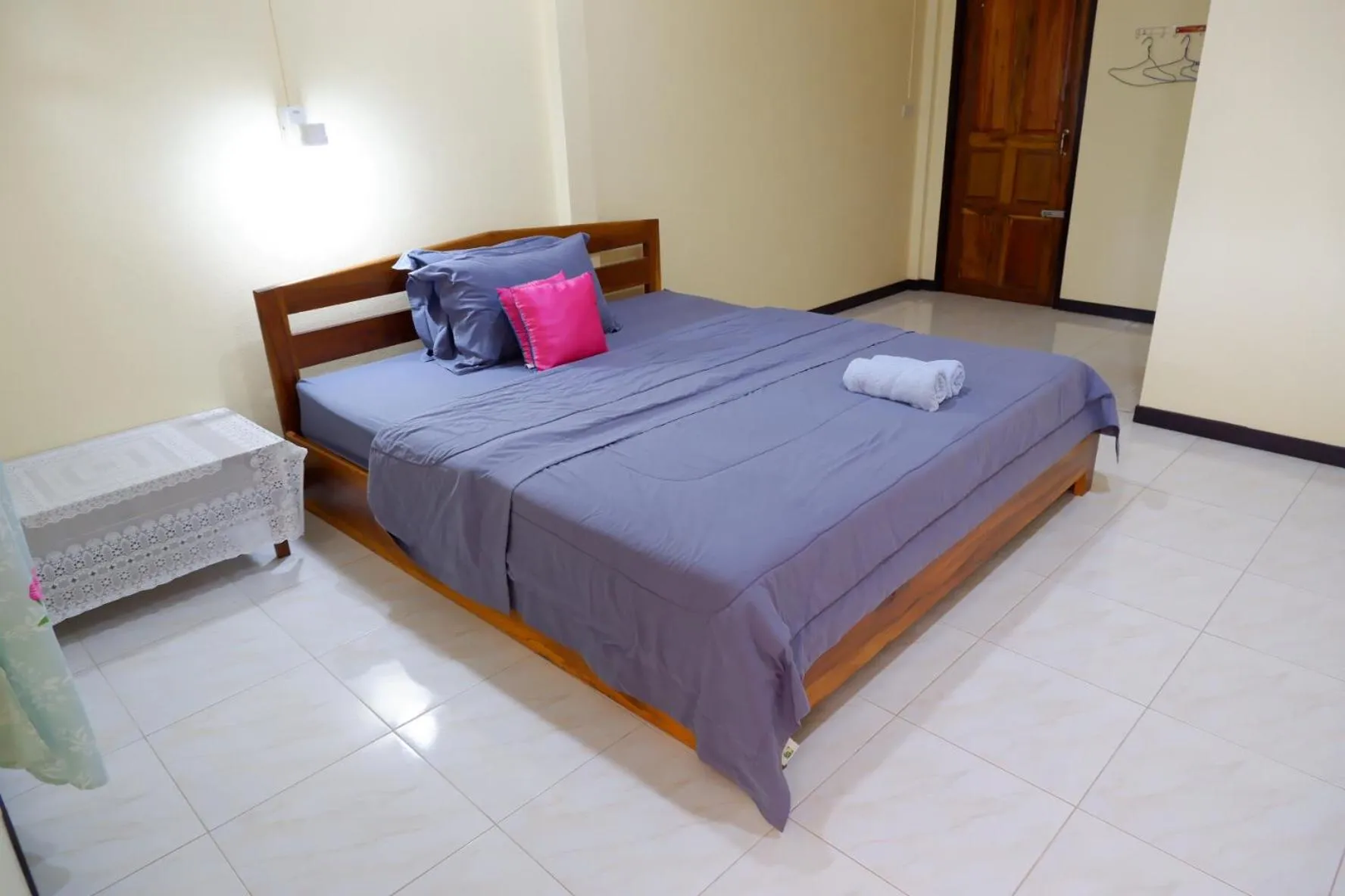 Bed in Baansuan Resort