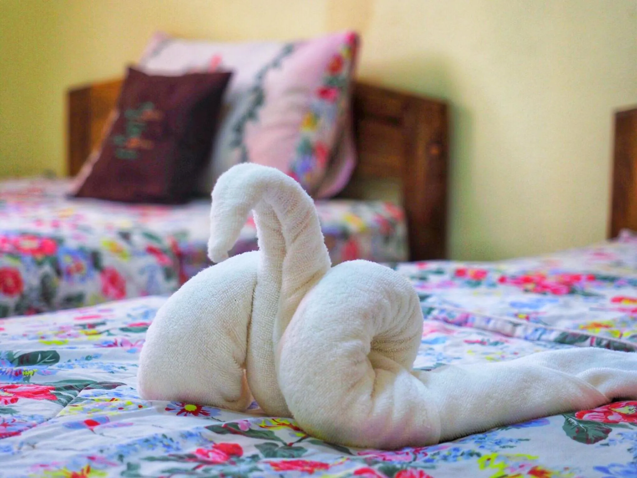 Bed in Baansuan Resort