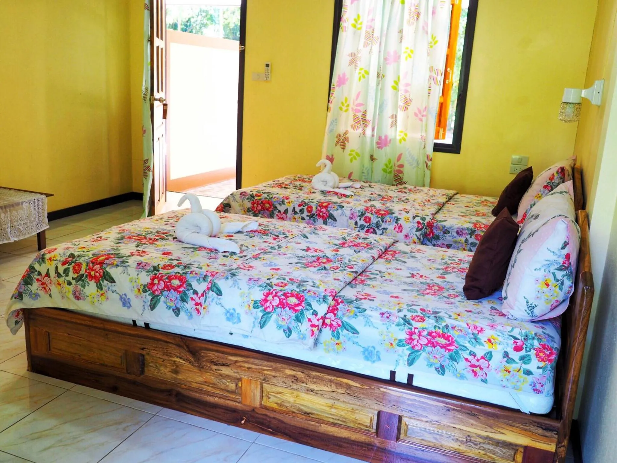 Bed in Baansuan Resort