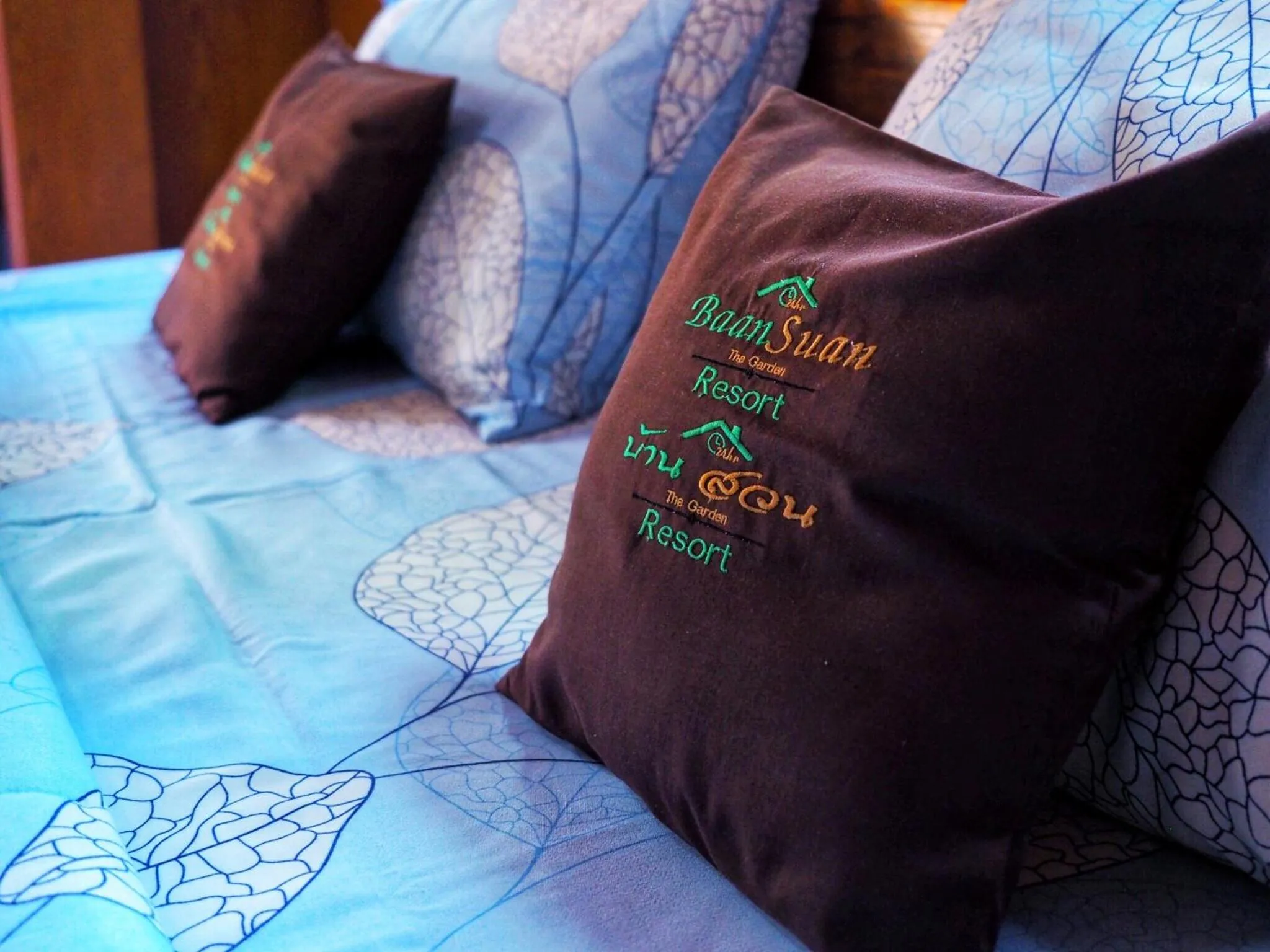 Bed in Baansuan Resort