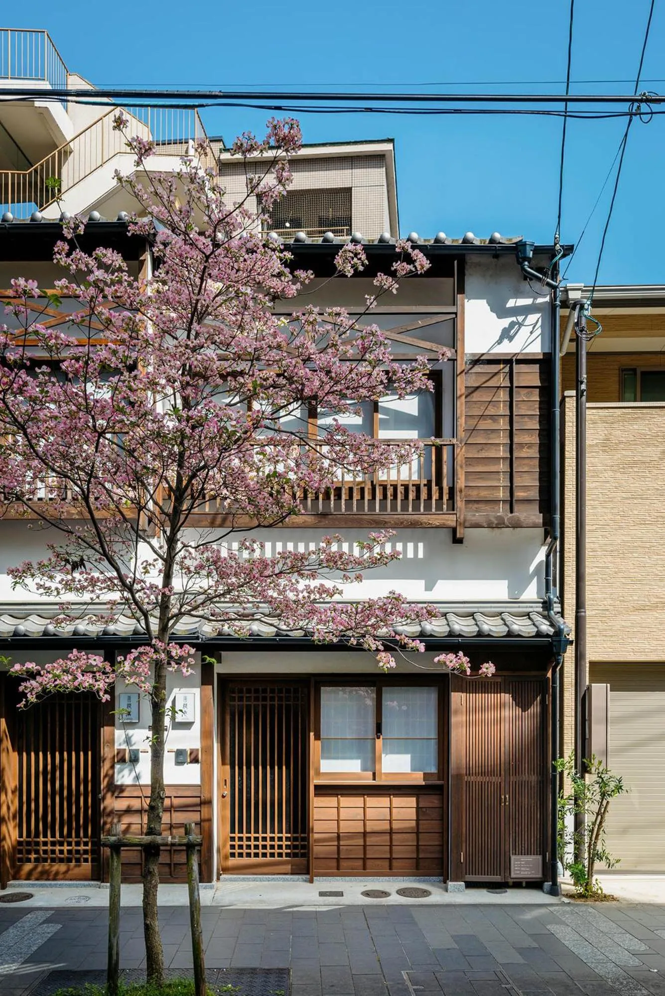 Facade/entrance in Hanagoromo Machiya House