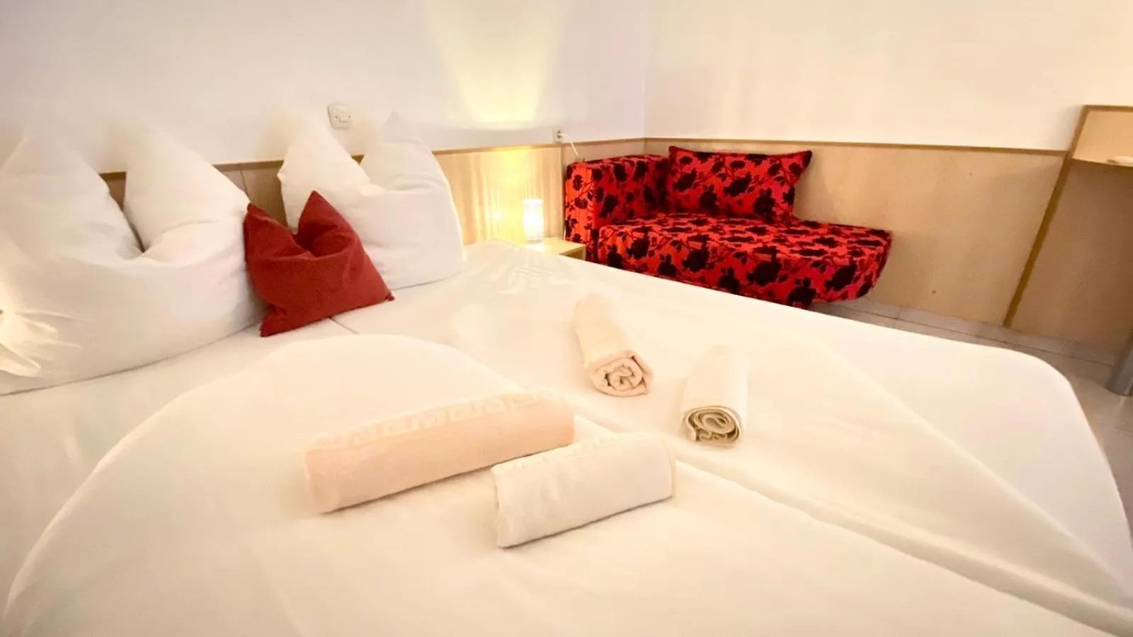 Bedroom, Bed in Villa Osipovica