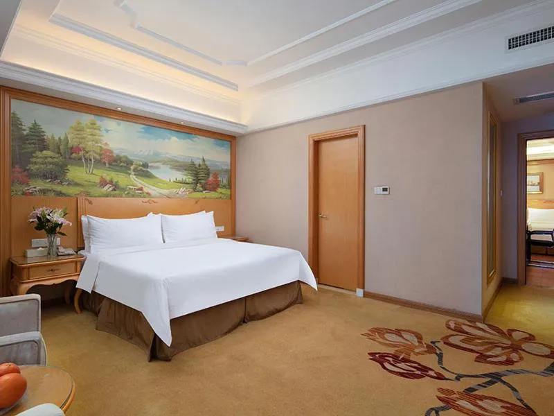 Bed in Vienna International Hotel Jiujiang Shili Street