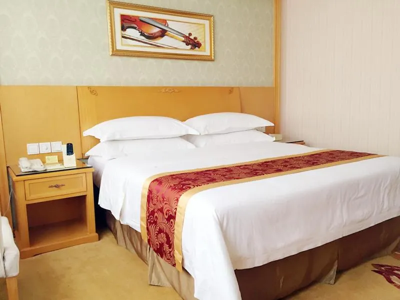 Bed in Vienna Hotel Sanya Yalong Bay Qianguqing