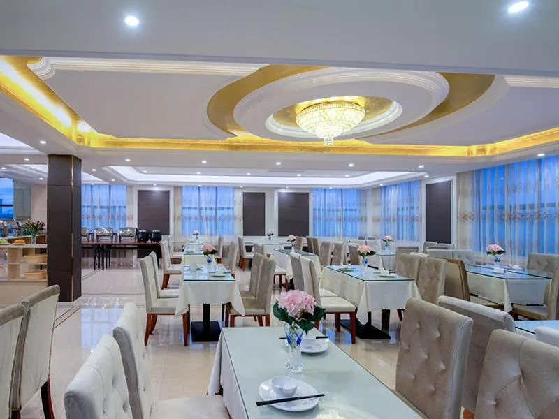 Vienna Hotel Meizhou Jiangnan