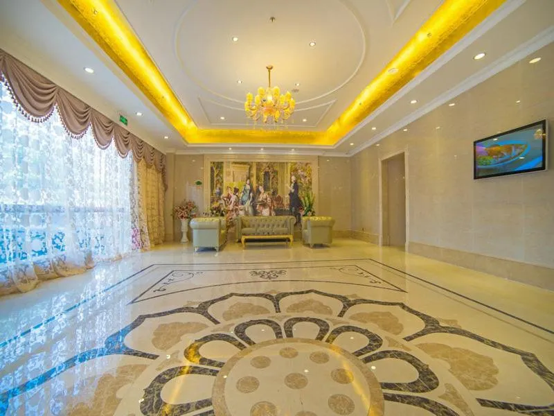 Vienna 3 Best Hotel Luoding Chuangyue Building