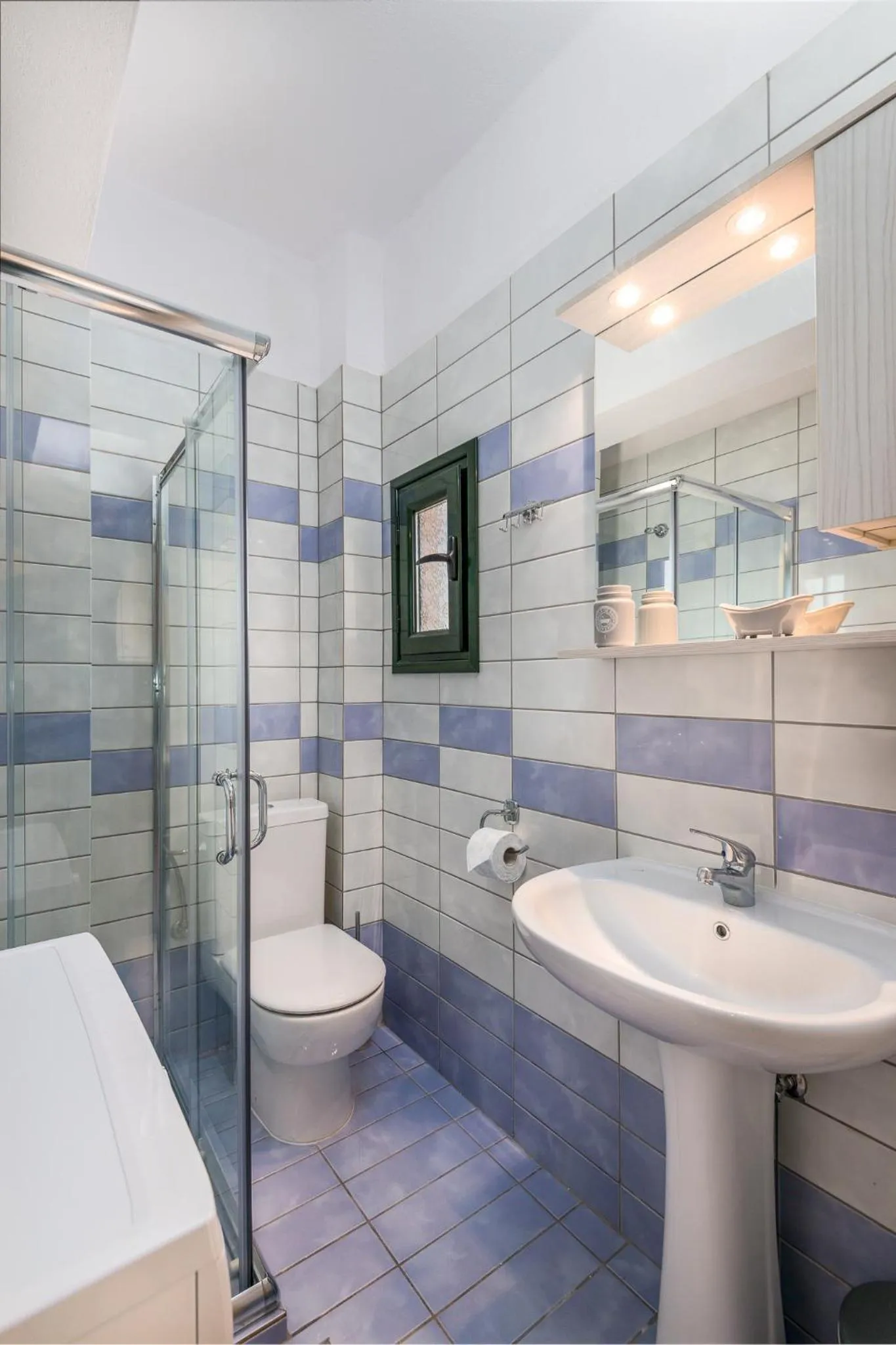Bathroom in Toroni Blue