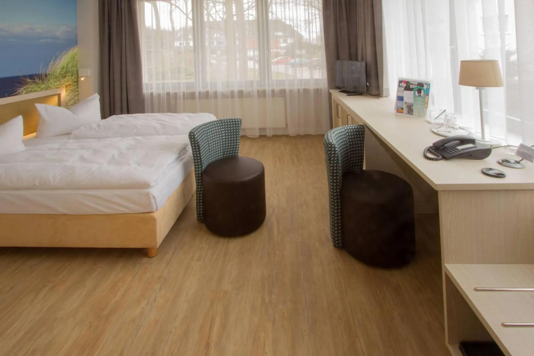 Photo of the whole room, Bed in Hotel Haus am Meer