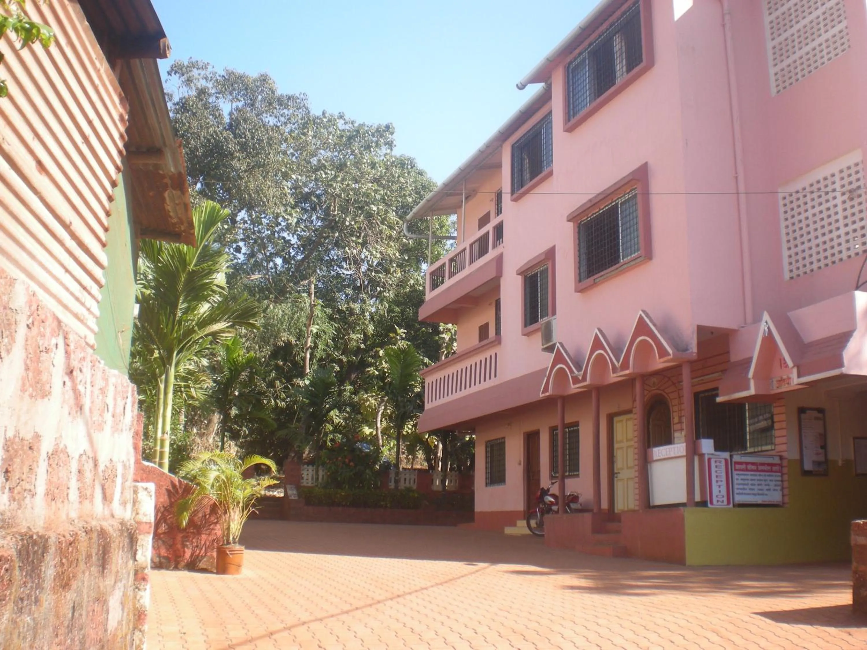 Neighbourhood in Atithi Lodge