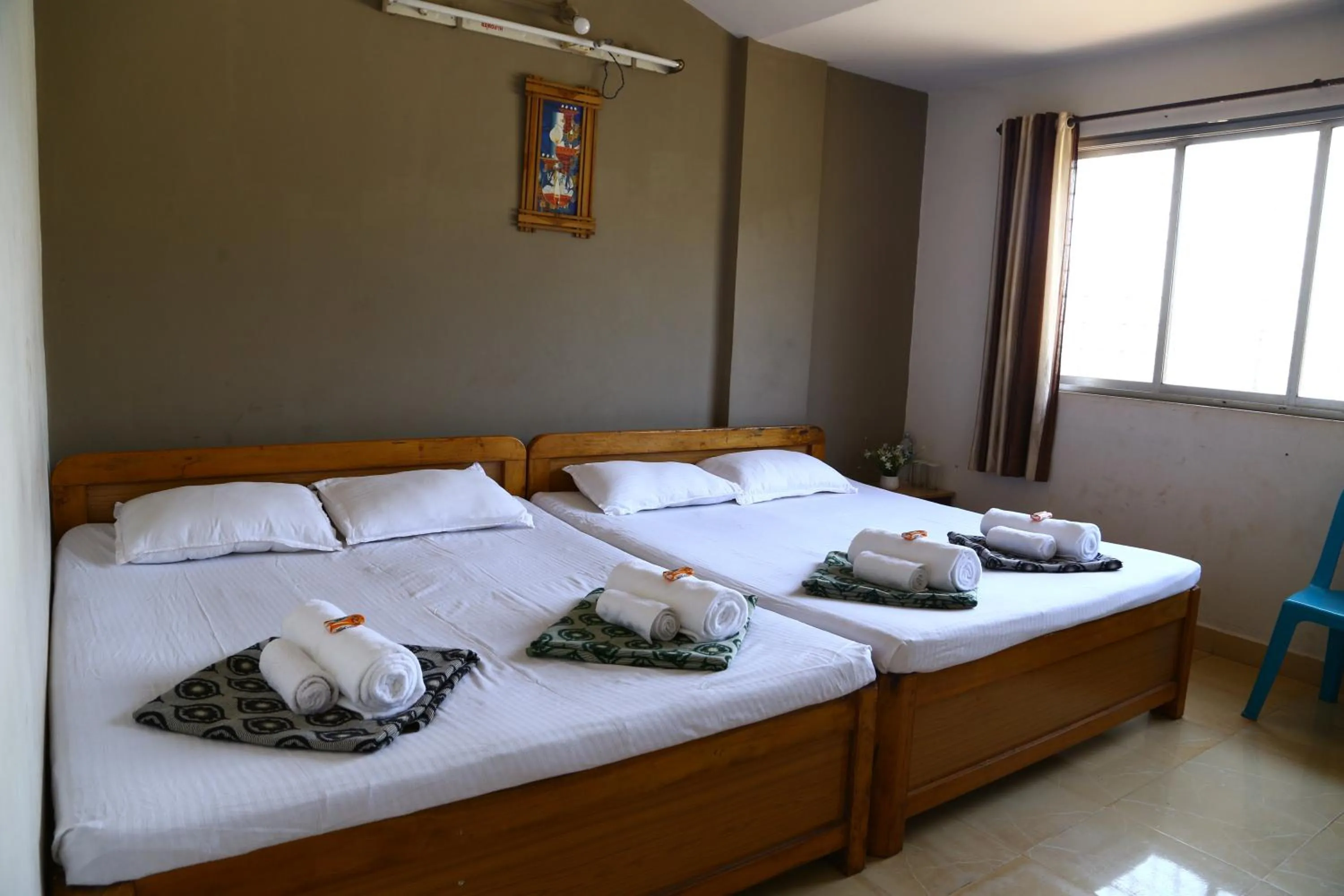 Photo of the whole room, Bed in Atithi Lodge