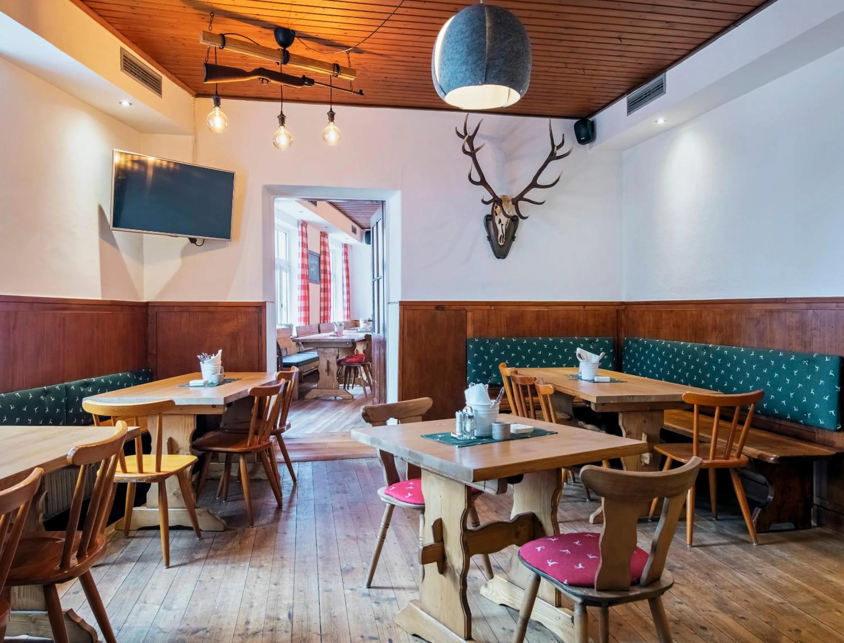 Restaurant/places to eat in Gasthof Wastlwirt