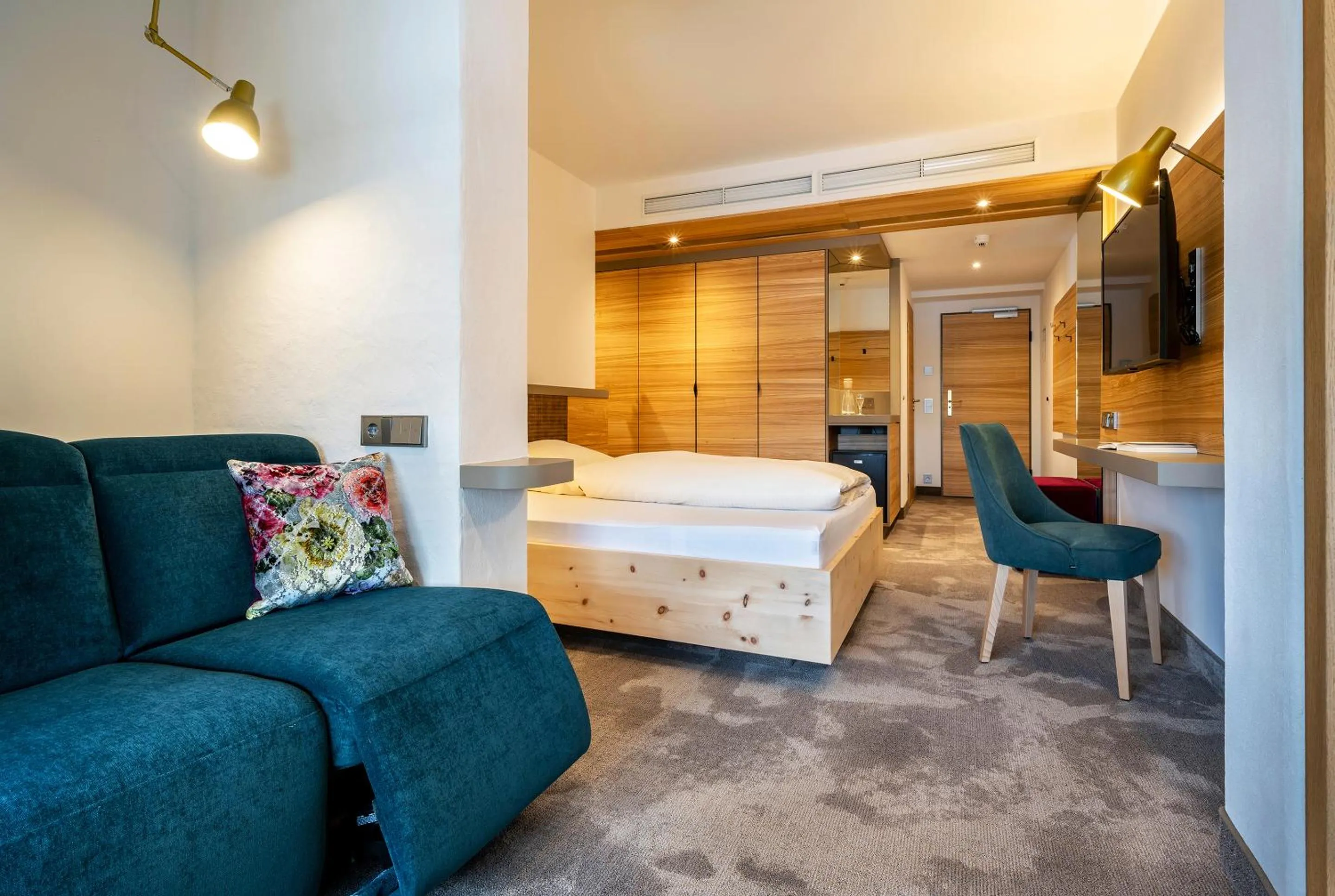 Photo of the whole room, Bed in Hotel FrechDachs