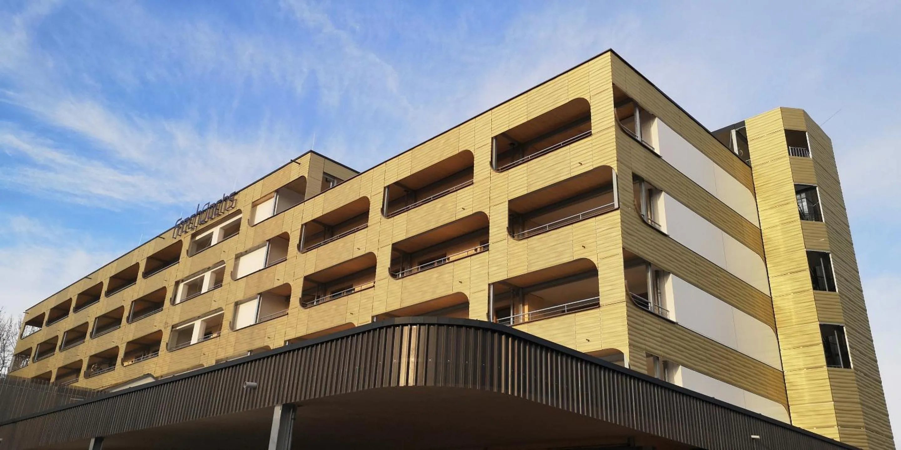 Property building in Hotel FrechDachs