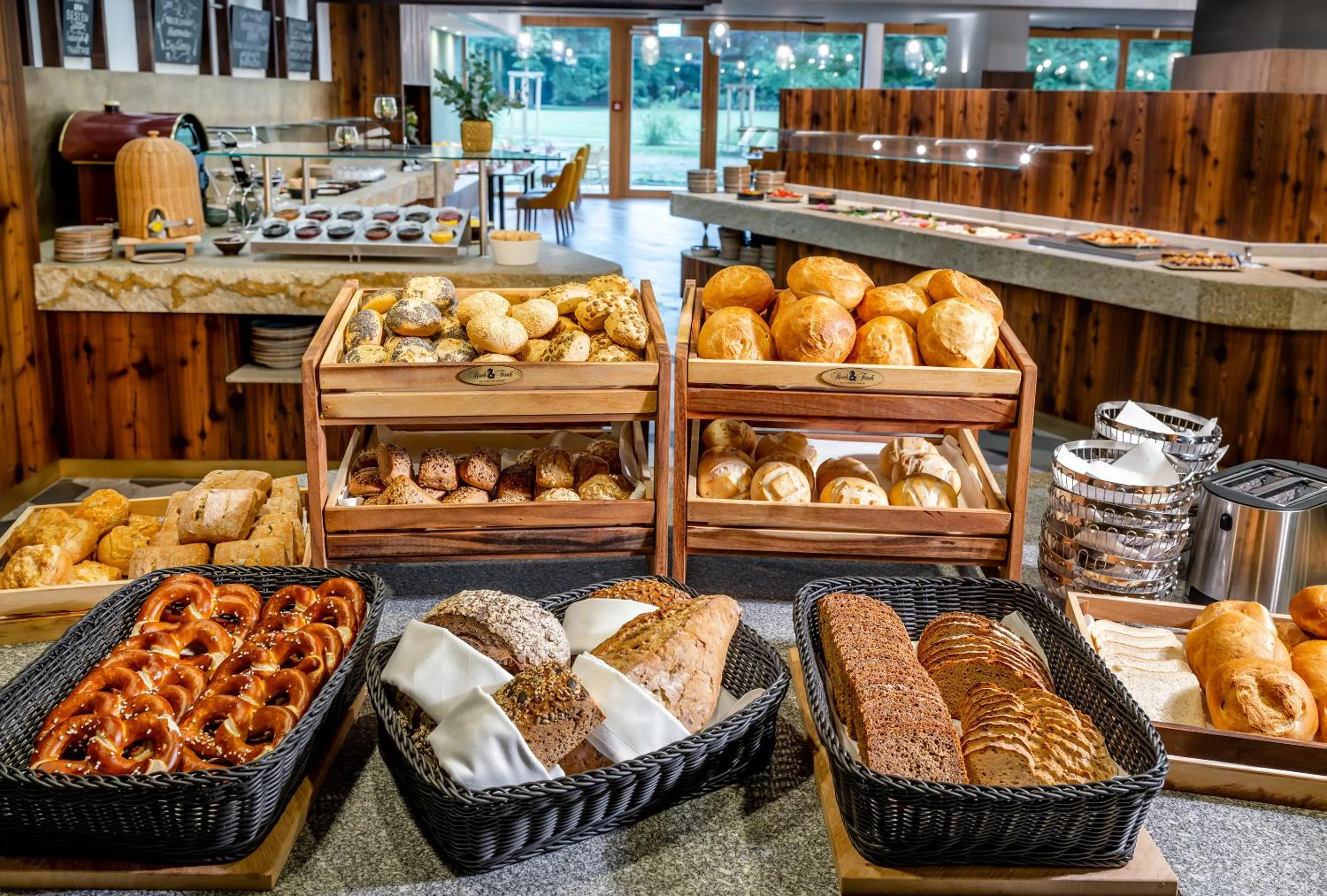 Buffet breakfast in Hotel FrechDachs