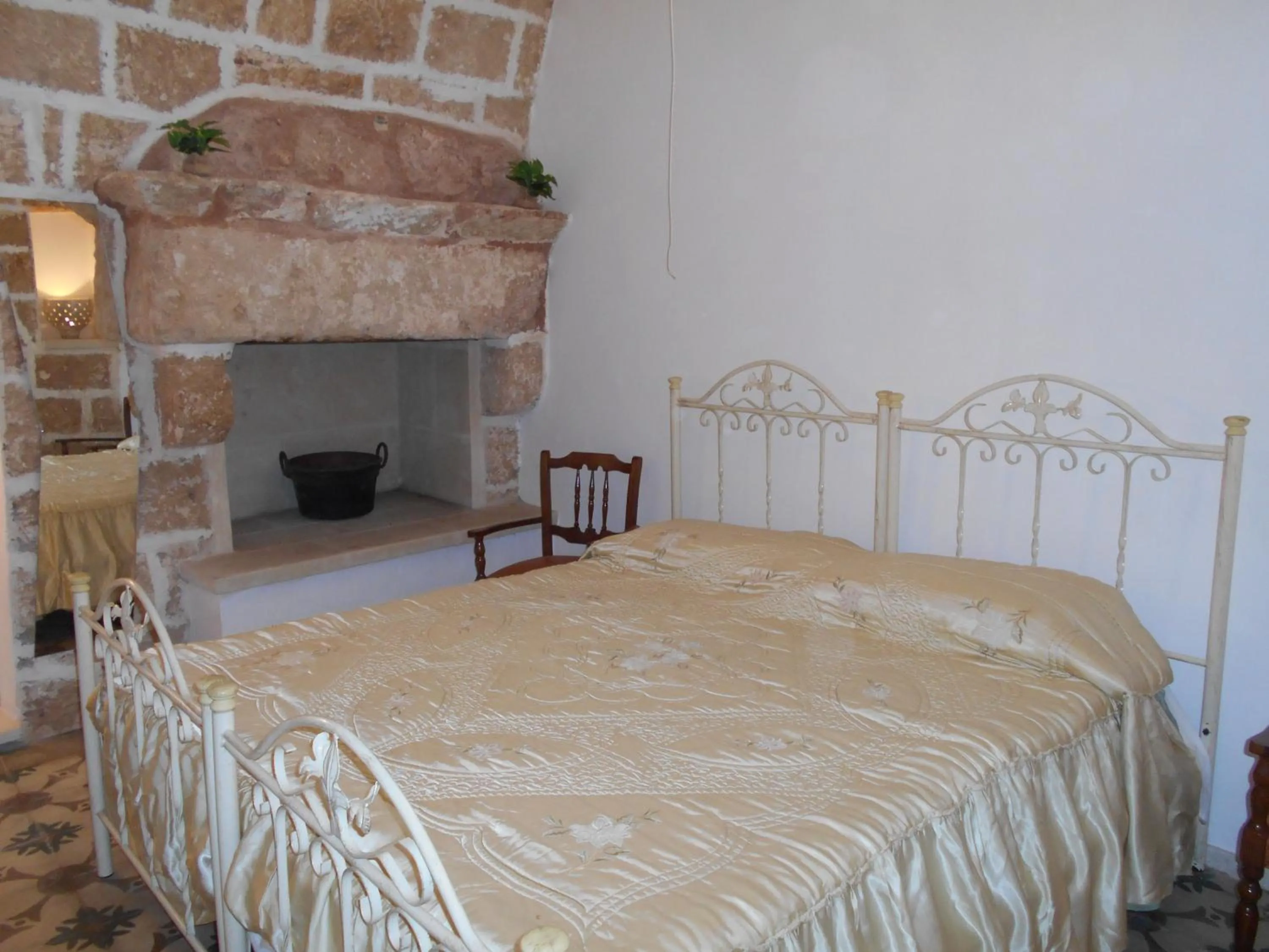 Bed in B&B Corte Dragone