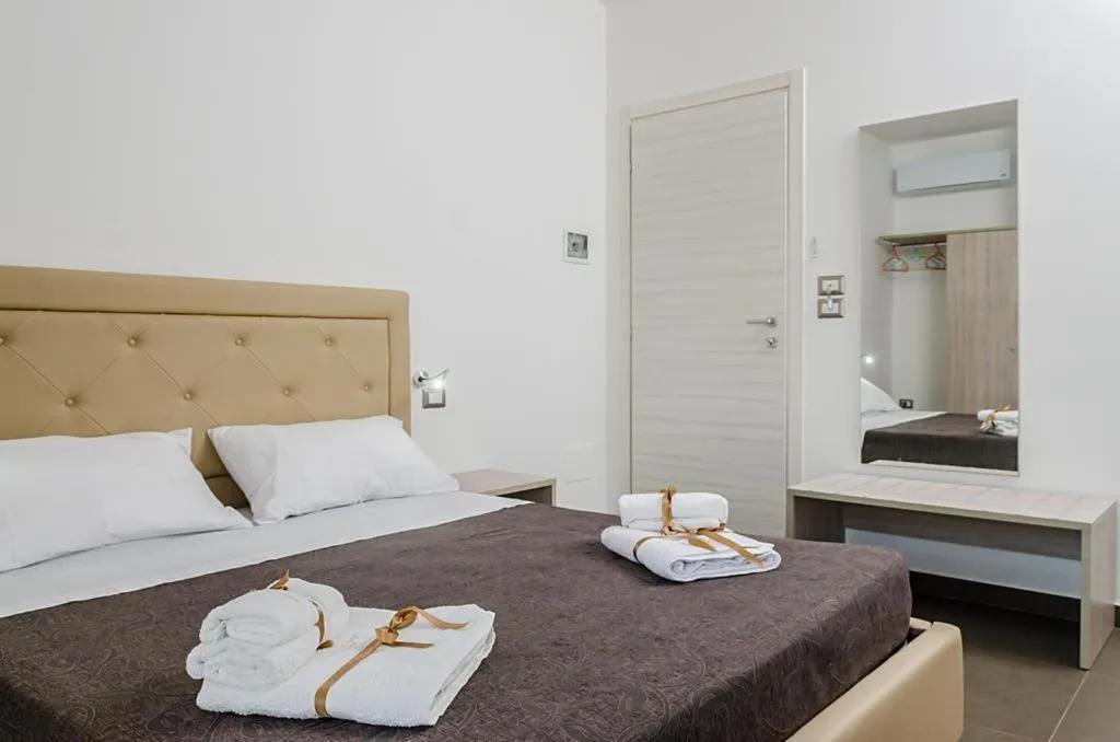 Bedroom, Bed in Spuma di mare