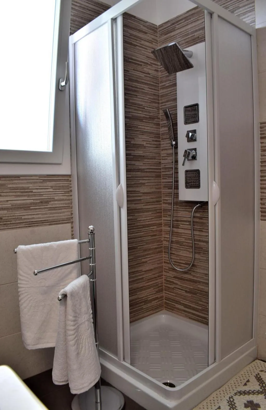 Shower in Spuma di mare