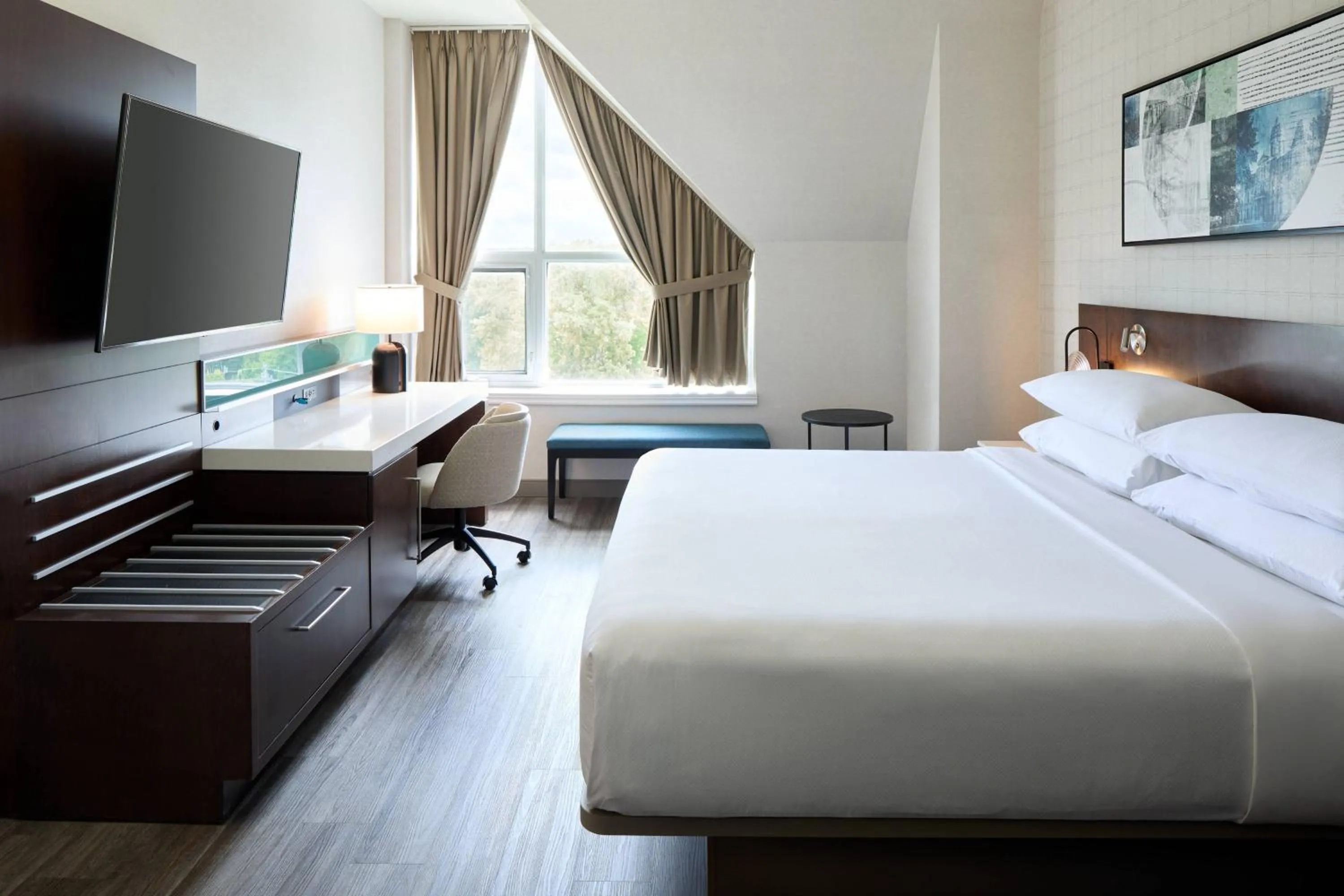 Photo of the whole room, Bed in Delta Hotels by Marriott Fredericton