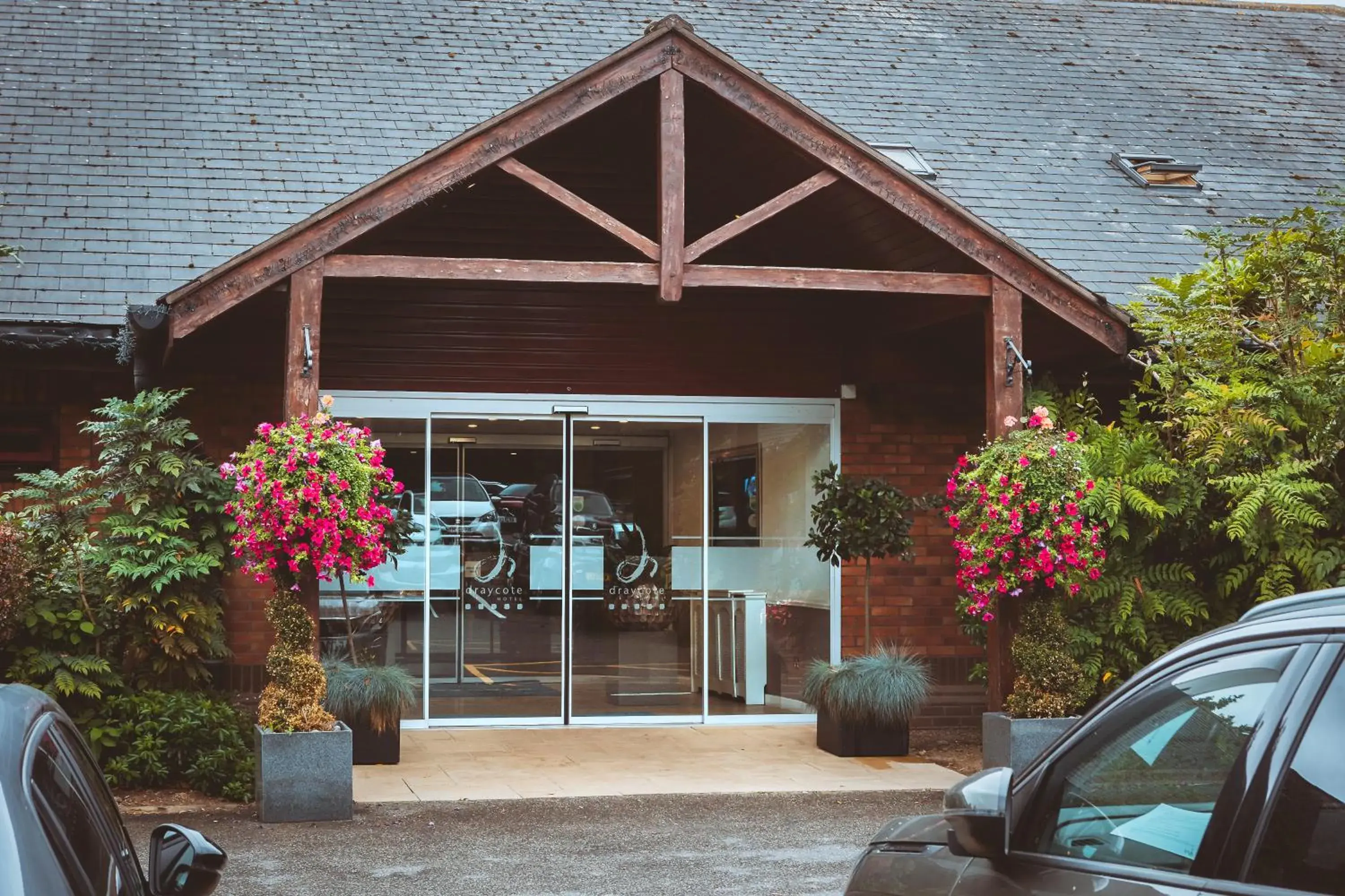 Property building in Draycote Hotel And Whitefields Golf Course Property building in Draycote Hotel And Whitefields Golf Course