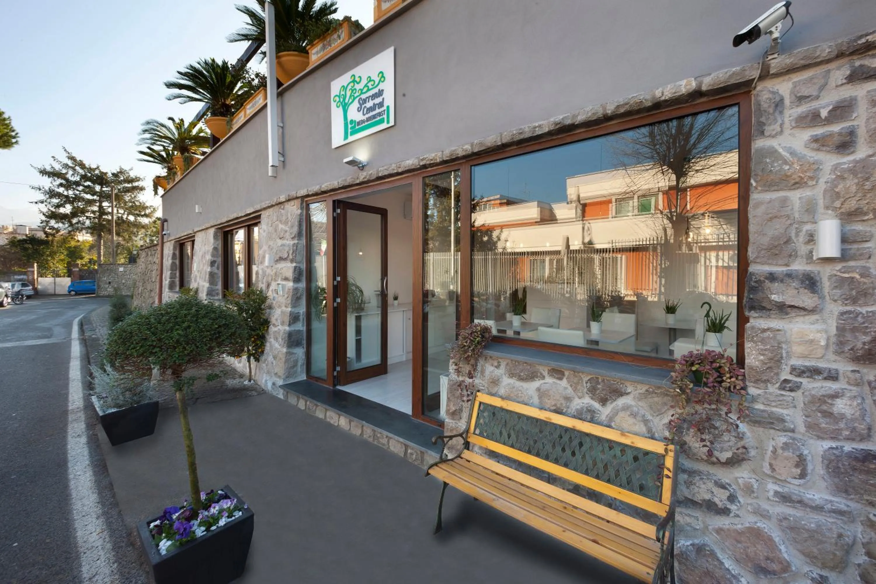 Property building in B&B Sorrento Central