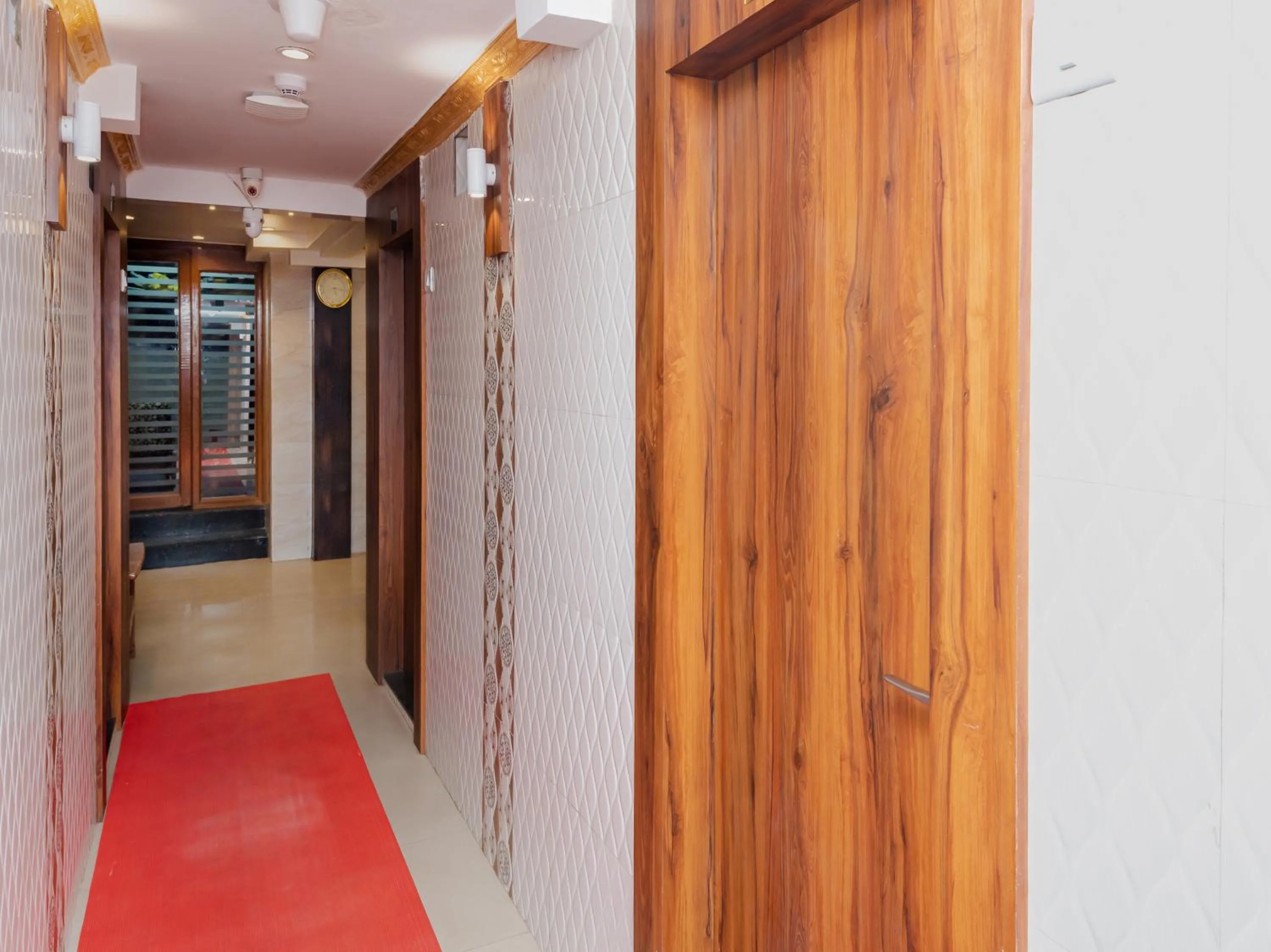 Hotel KGN Near CST Railway Station Mumbai and Haj House Mumbai Near Crawford Market Mumbai