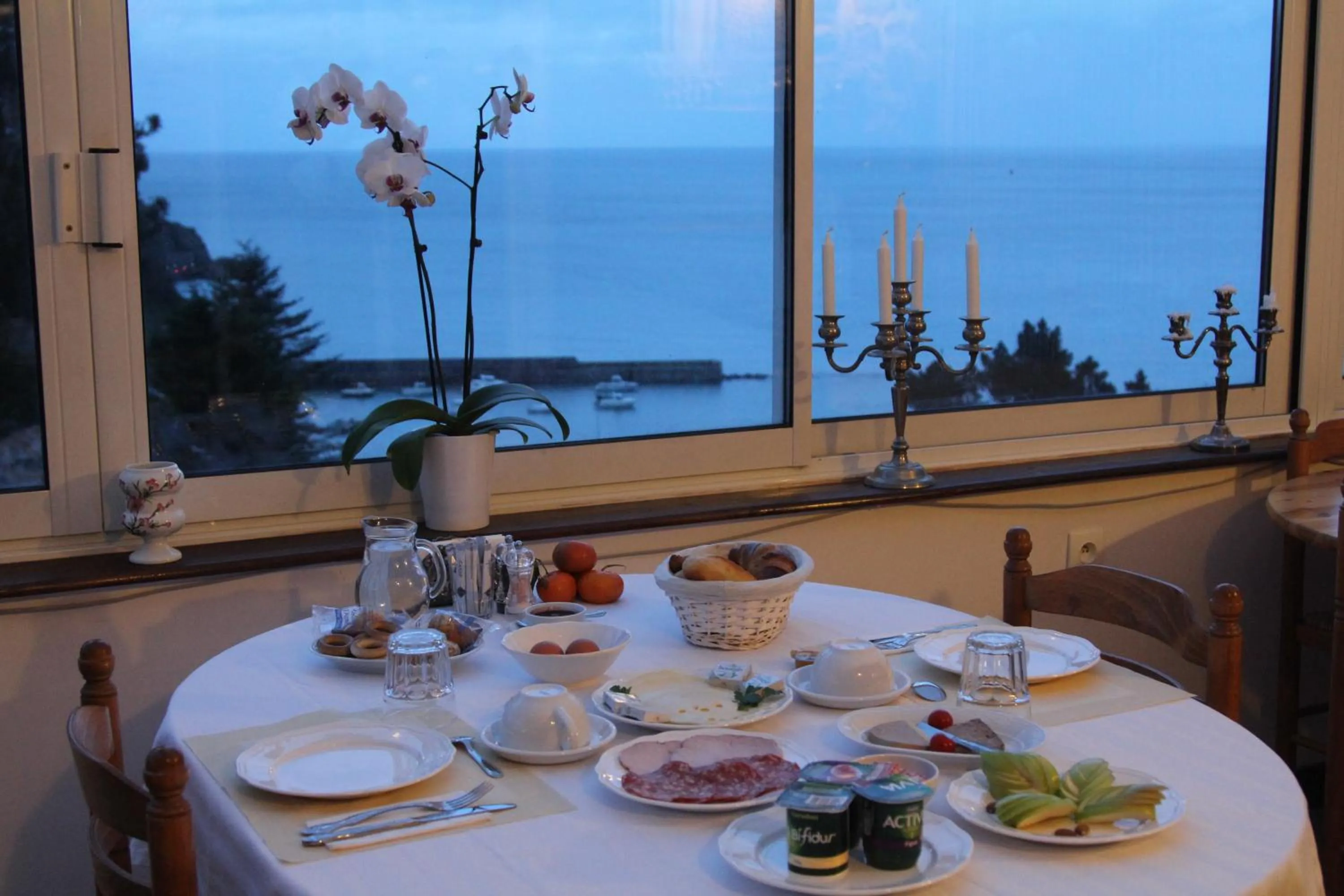 Breakfast in Residence Beau Rivage Brehec