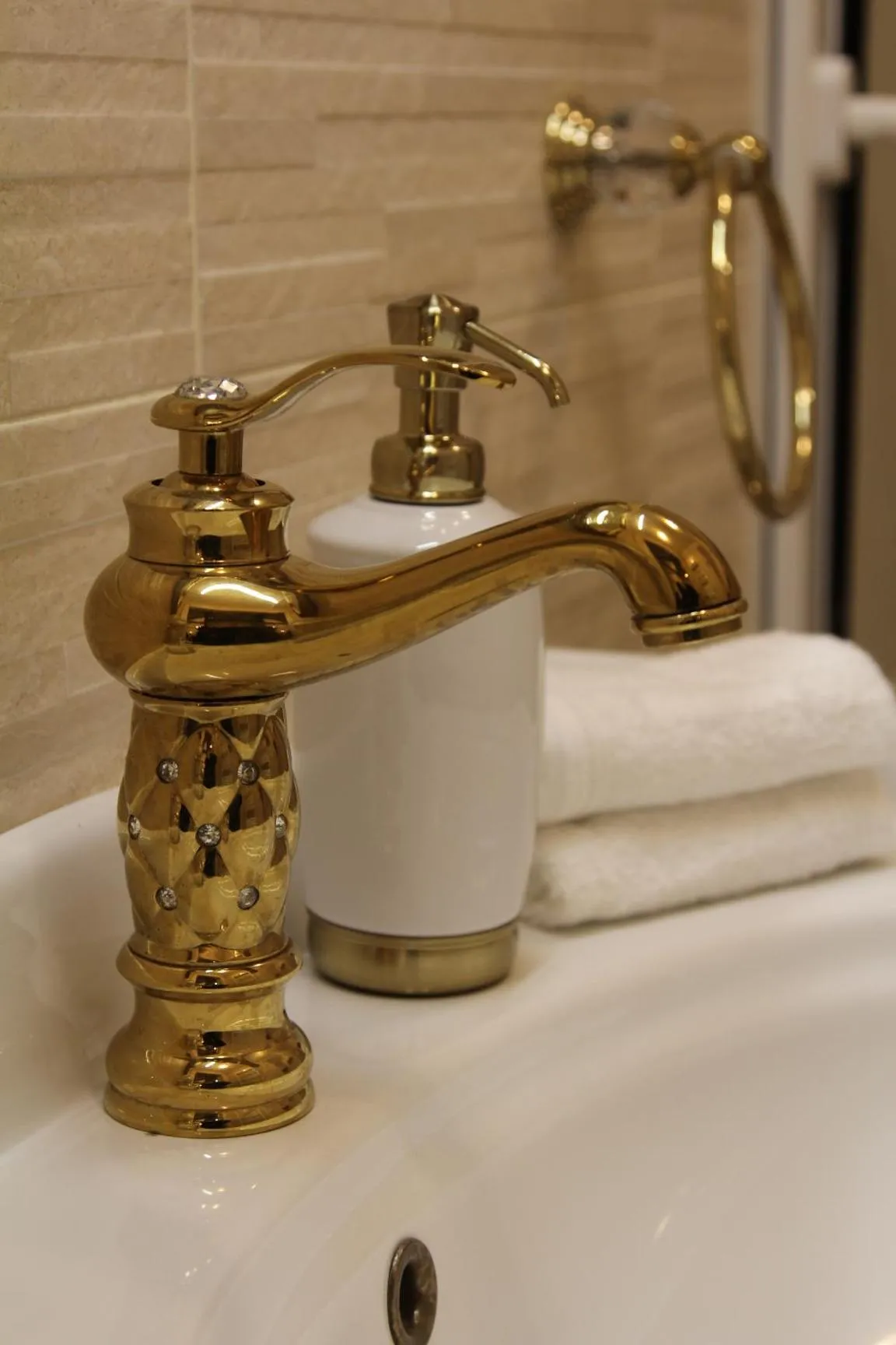 Bathroom in Residence Beau Rivage Brehec
