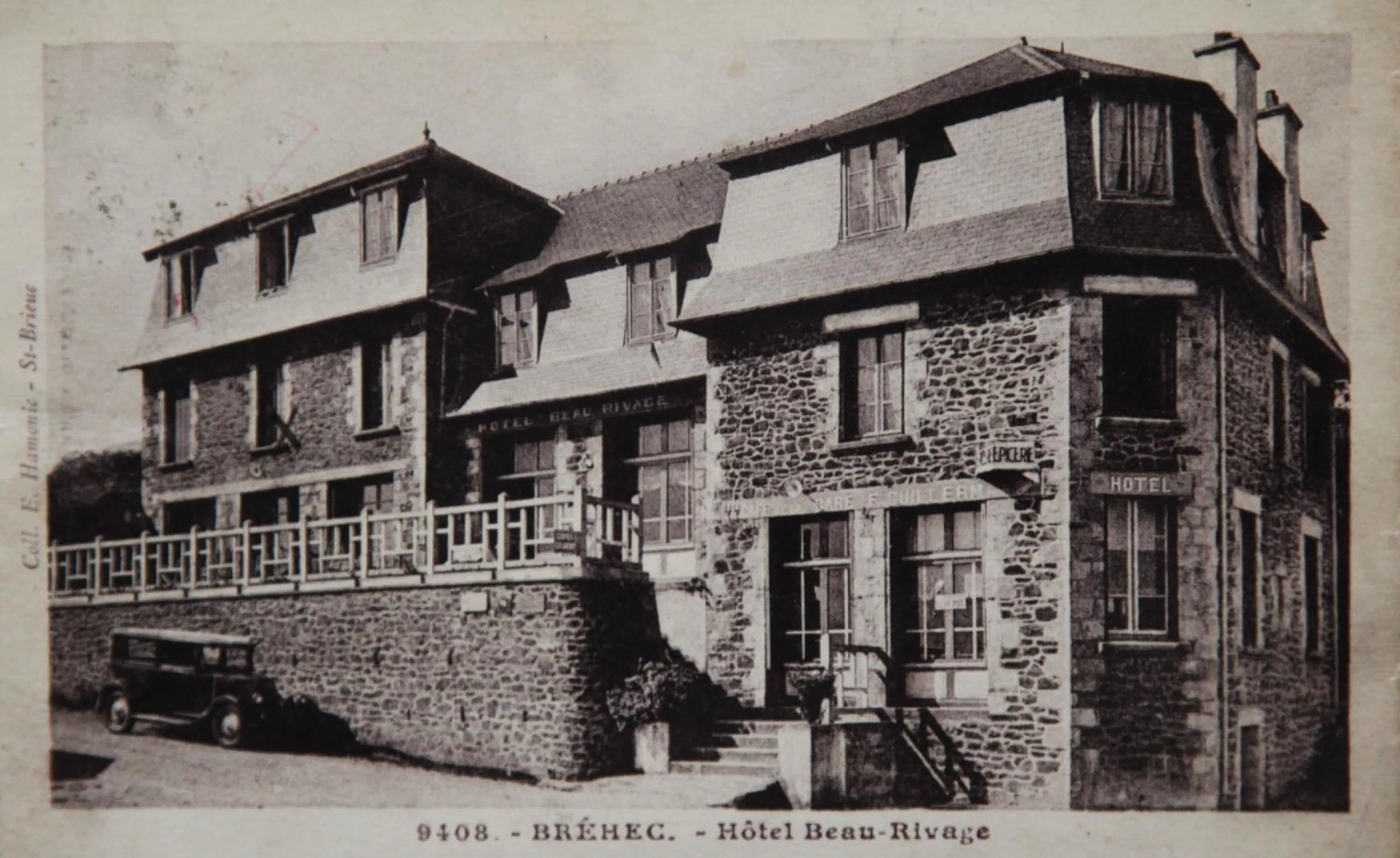 Facade/entrance in Residence Beau Rivage Brehec