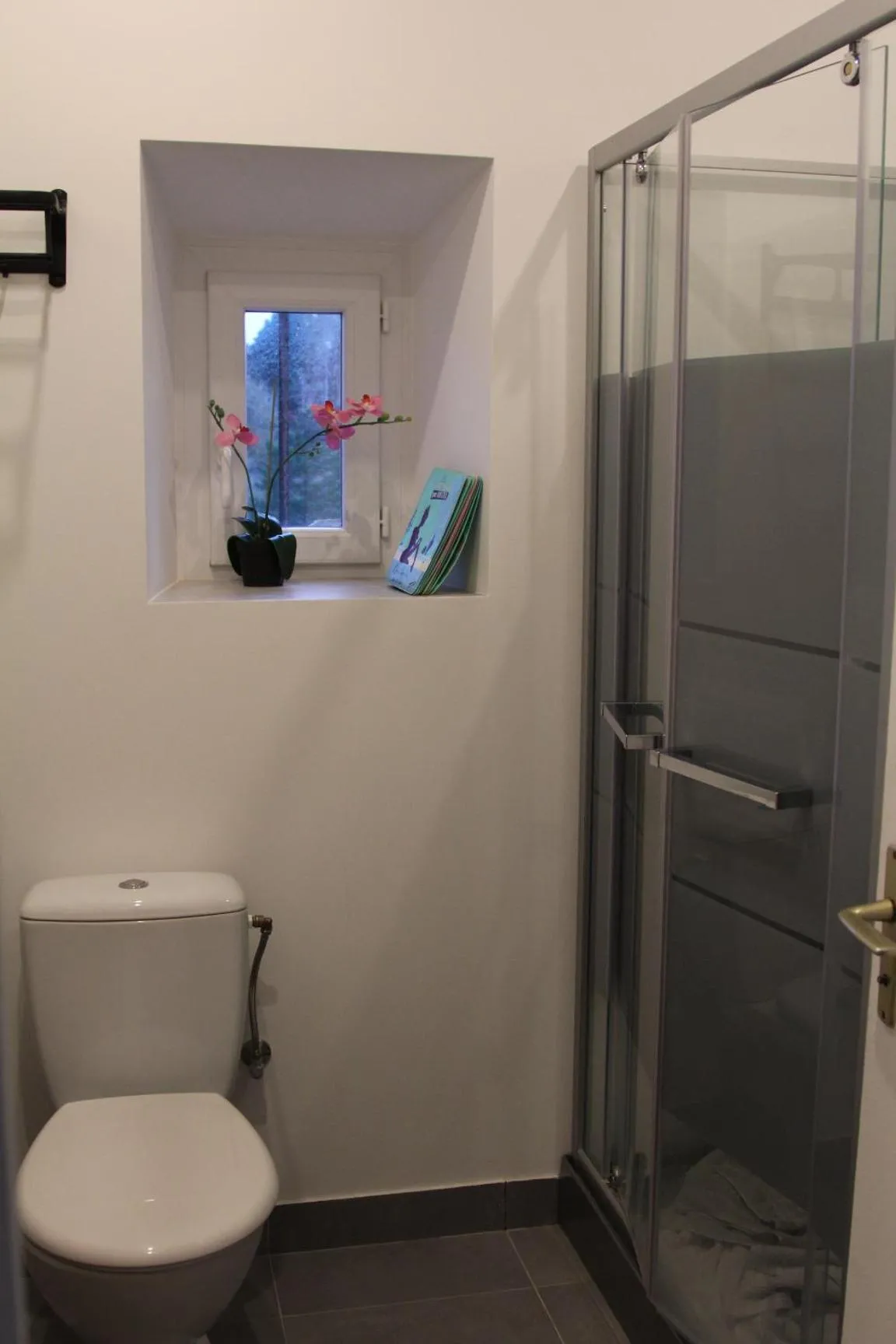 Bathroom in Residence Beau Rivage Brehec