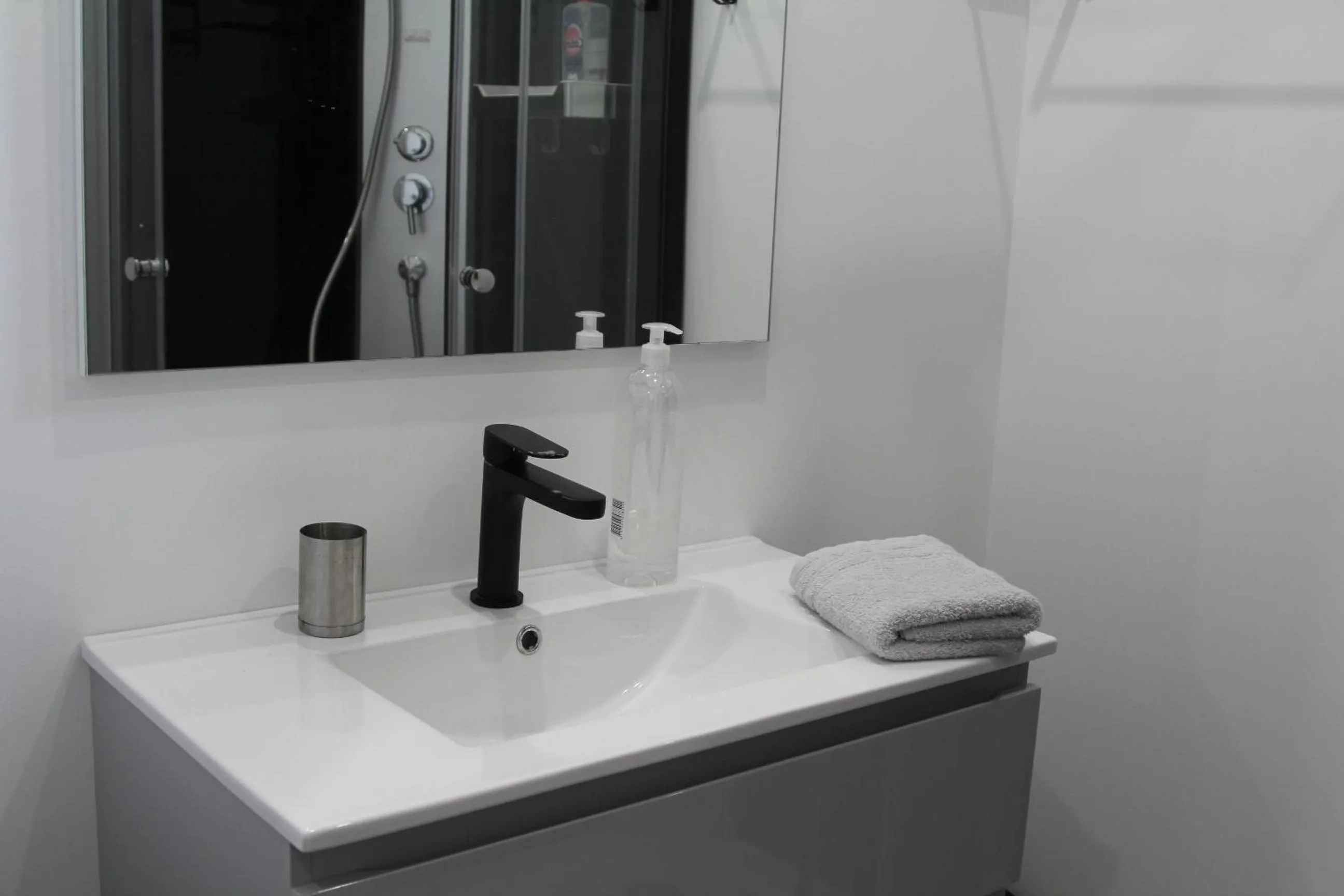 Bathroom in Residence Beau Rivage Brehec