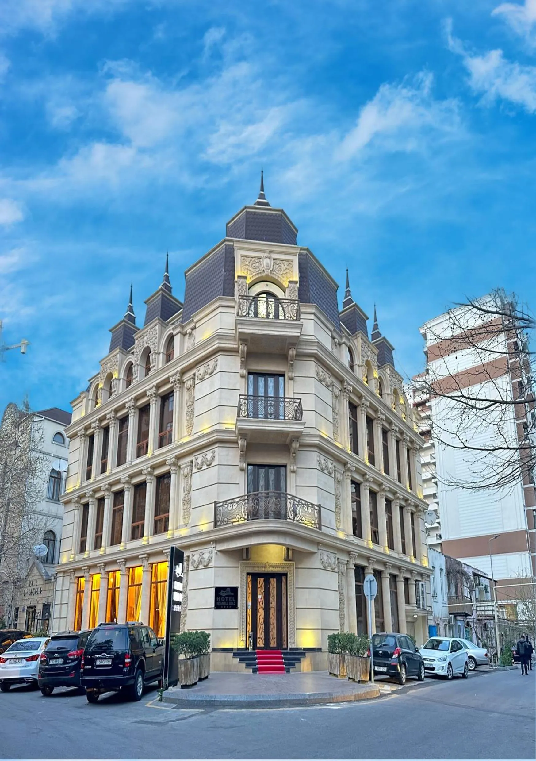 Property building in Istanbul Gold Hotel Baku