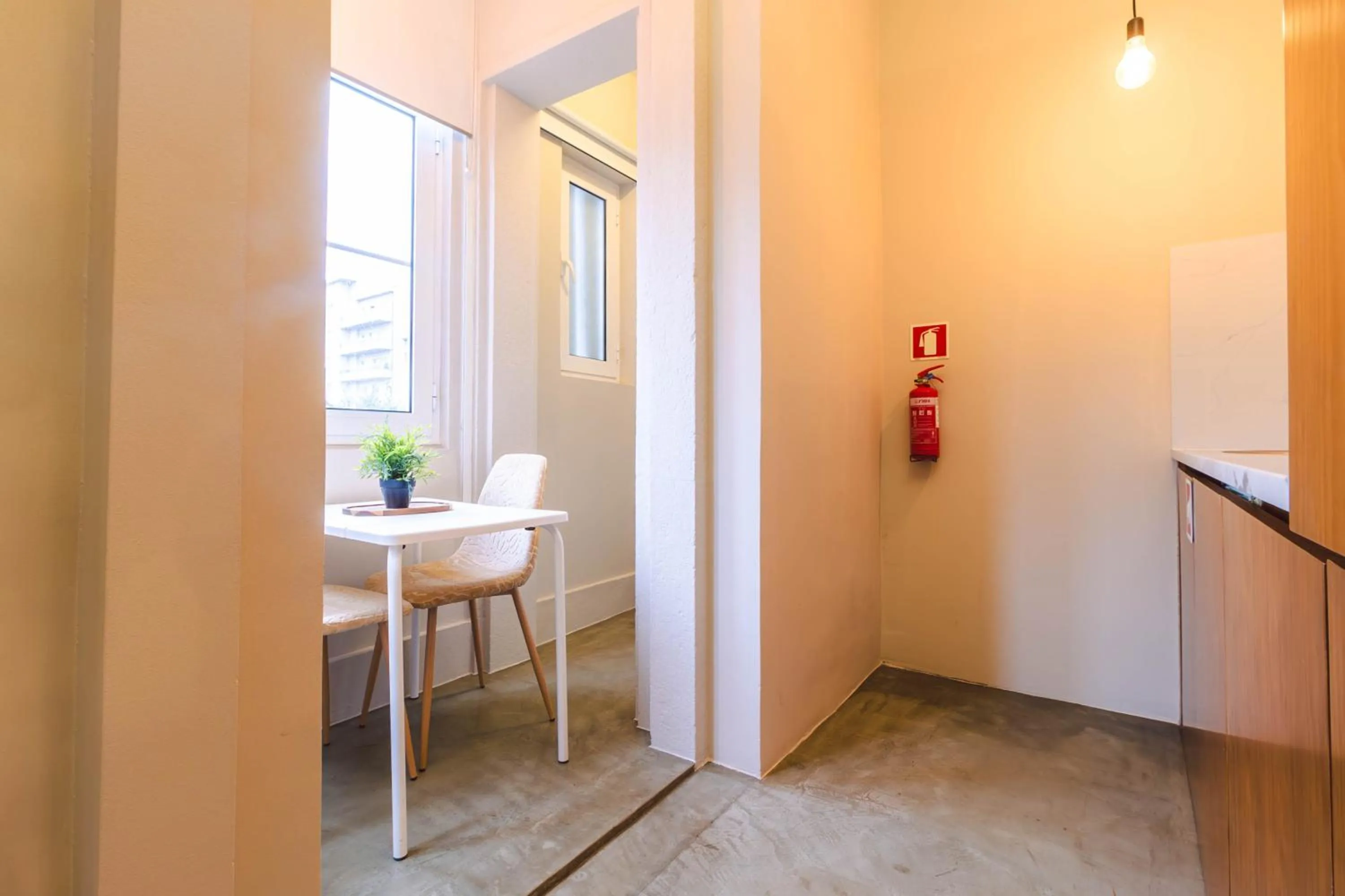 Kitchen or kitchenette in ORM - Bolhao Apartments