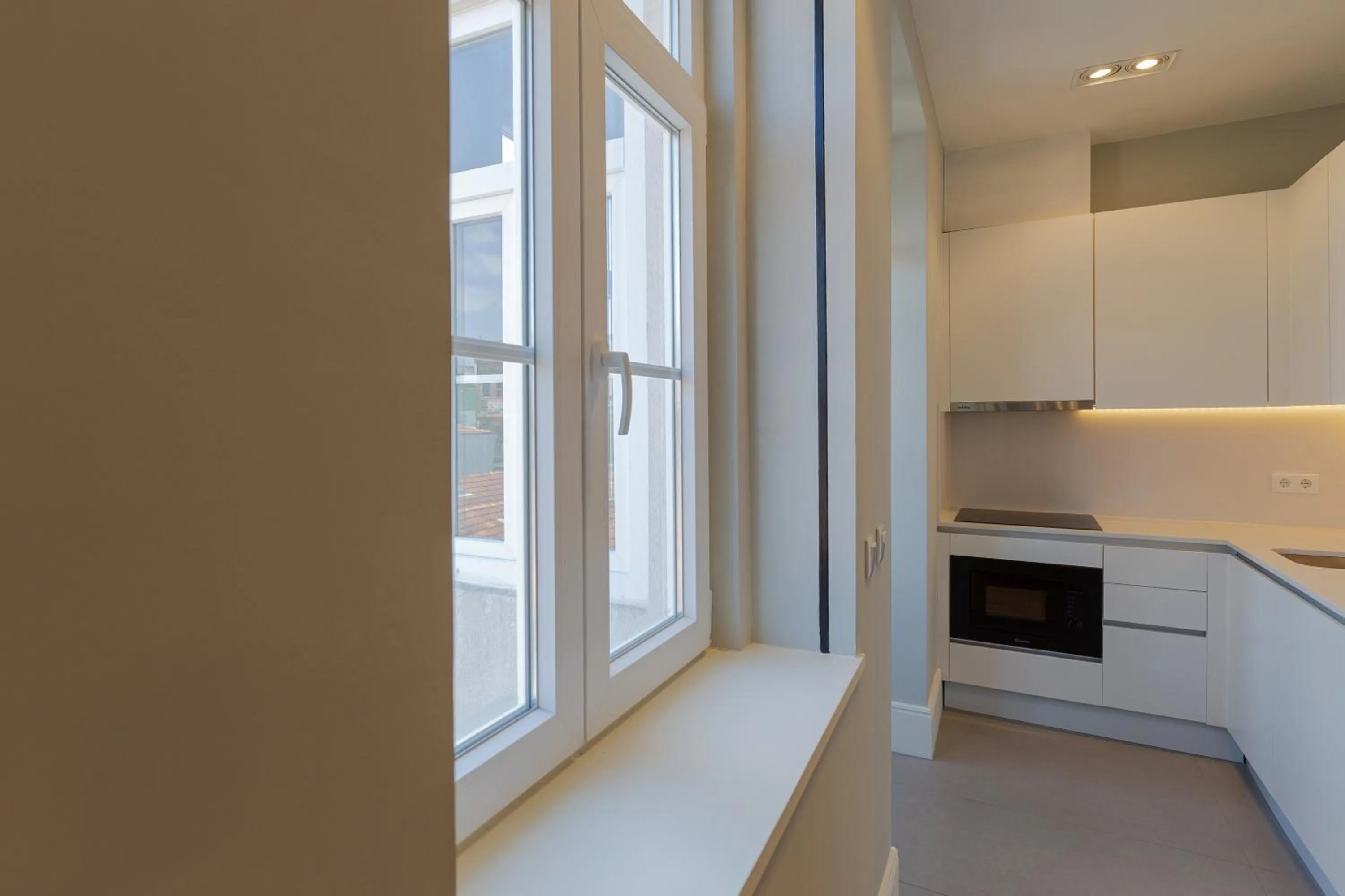 Kitchen or kitchenette in ORM - Bolhao Apartments