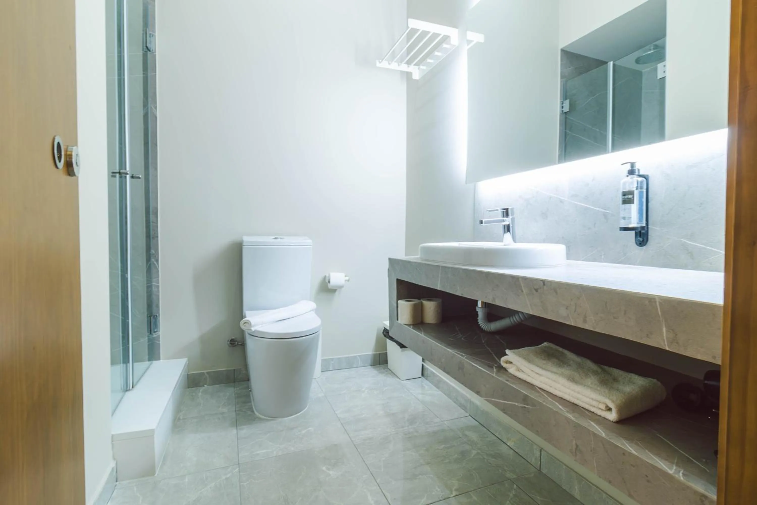 Toilet in ORM - Bolhao Apartments