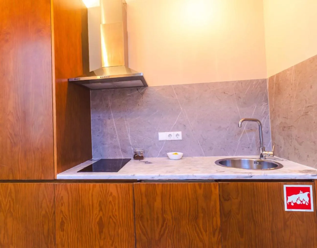 Kitchen or kitchenette in ORM - Bolhao Apartments