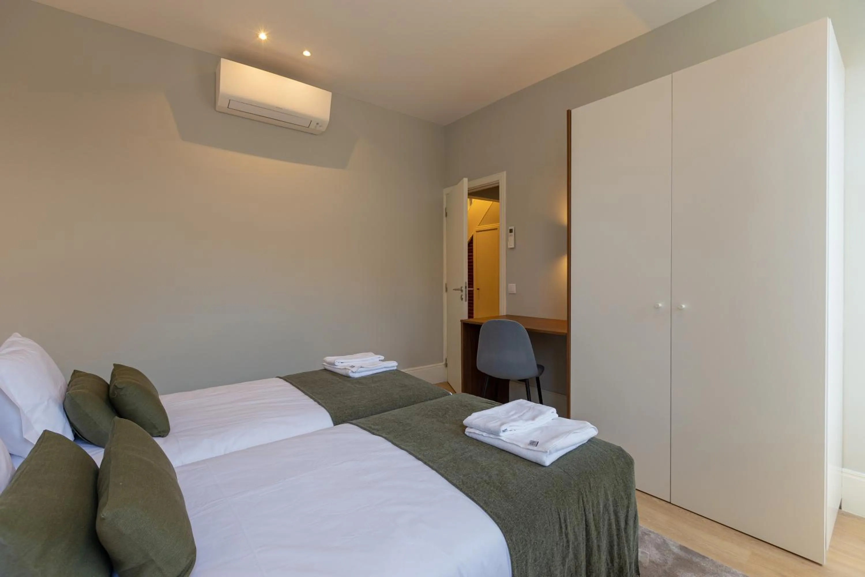 Bedroom, Bed in ORM - Bolhao Apartments