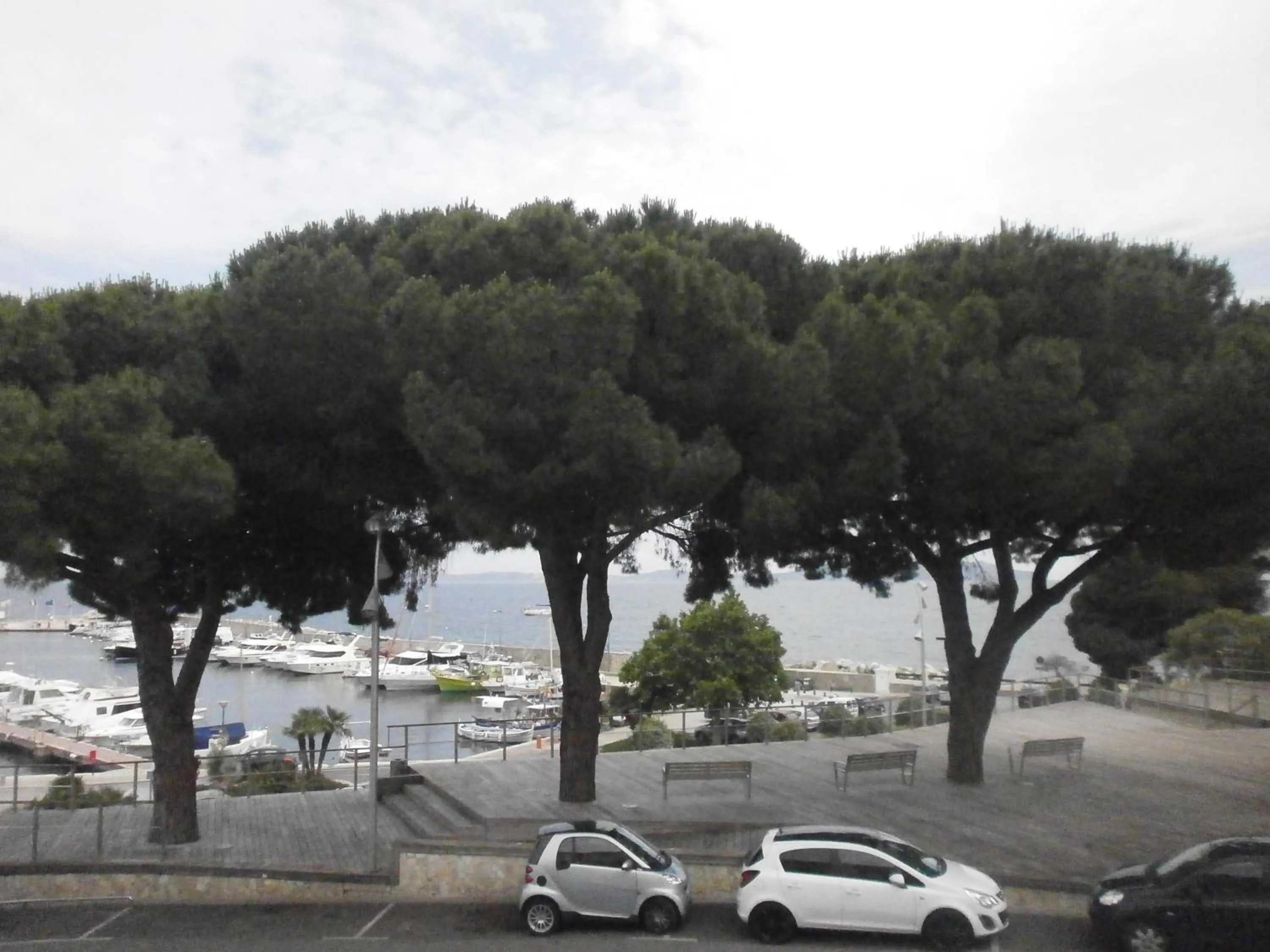 Day in Hôtel Le Richiardi