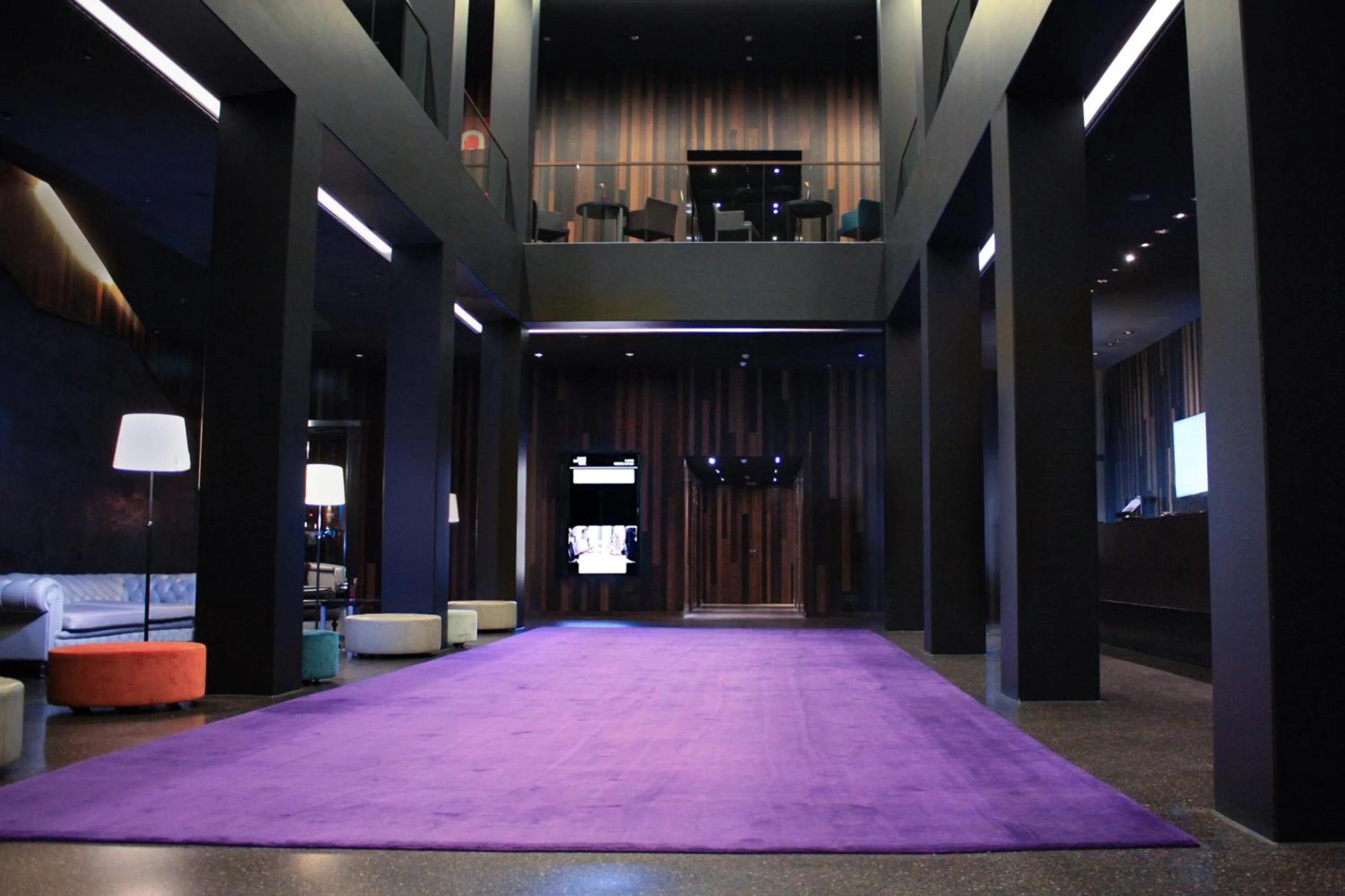 Lobby or reception in Empire Riverside Hotel