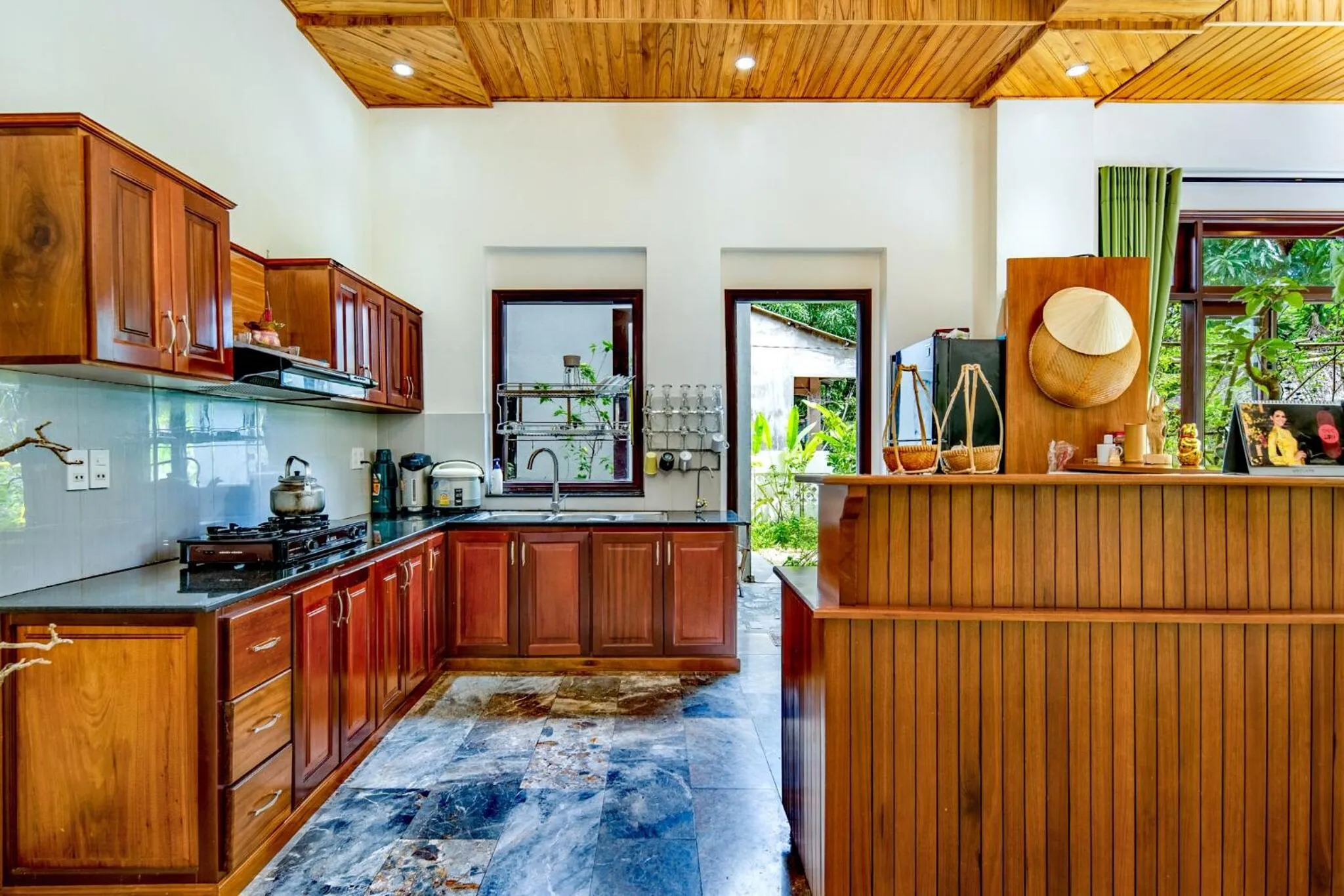 Communal lounge/ TV room in AnBang Morning Glory Beach Homestay 호이안 안방비치 숙소호텔