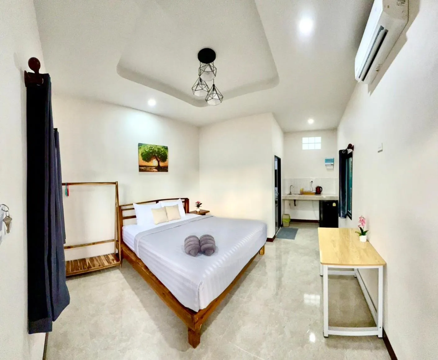 Property building, Bed in Asama Bungalow