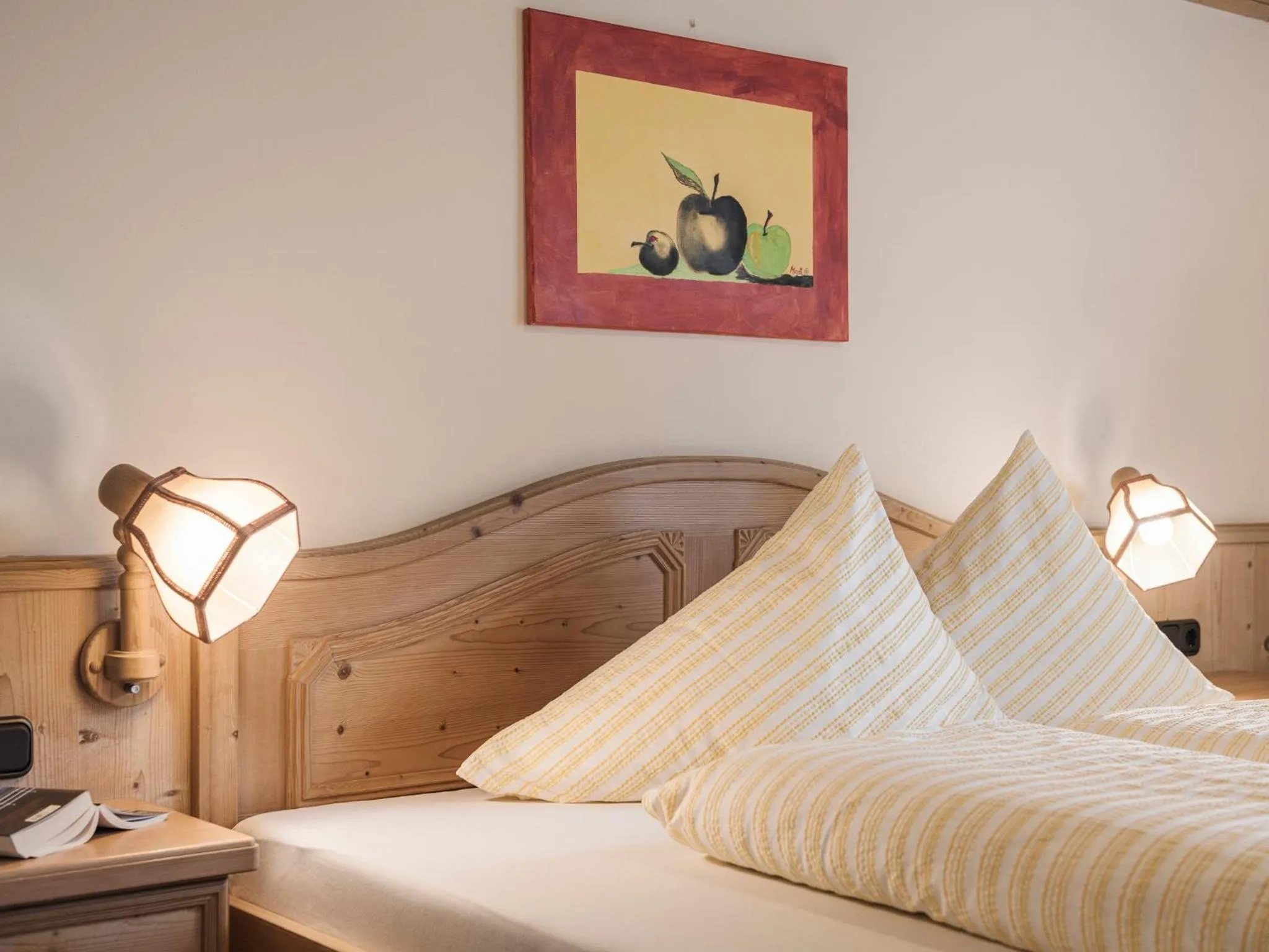 Bed in Appartementhaus Sennhüttn