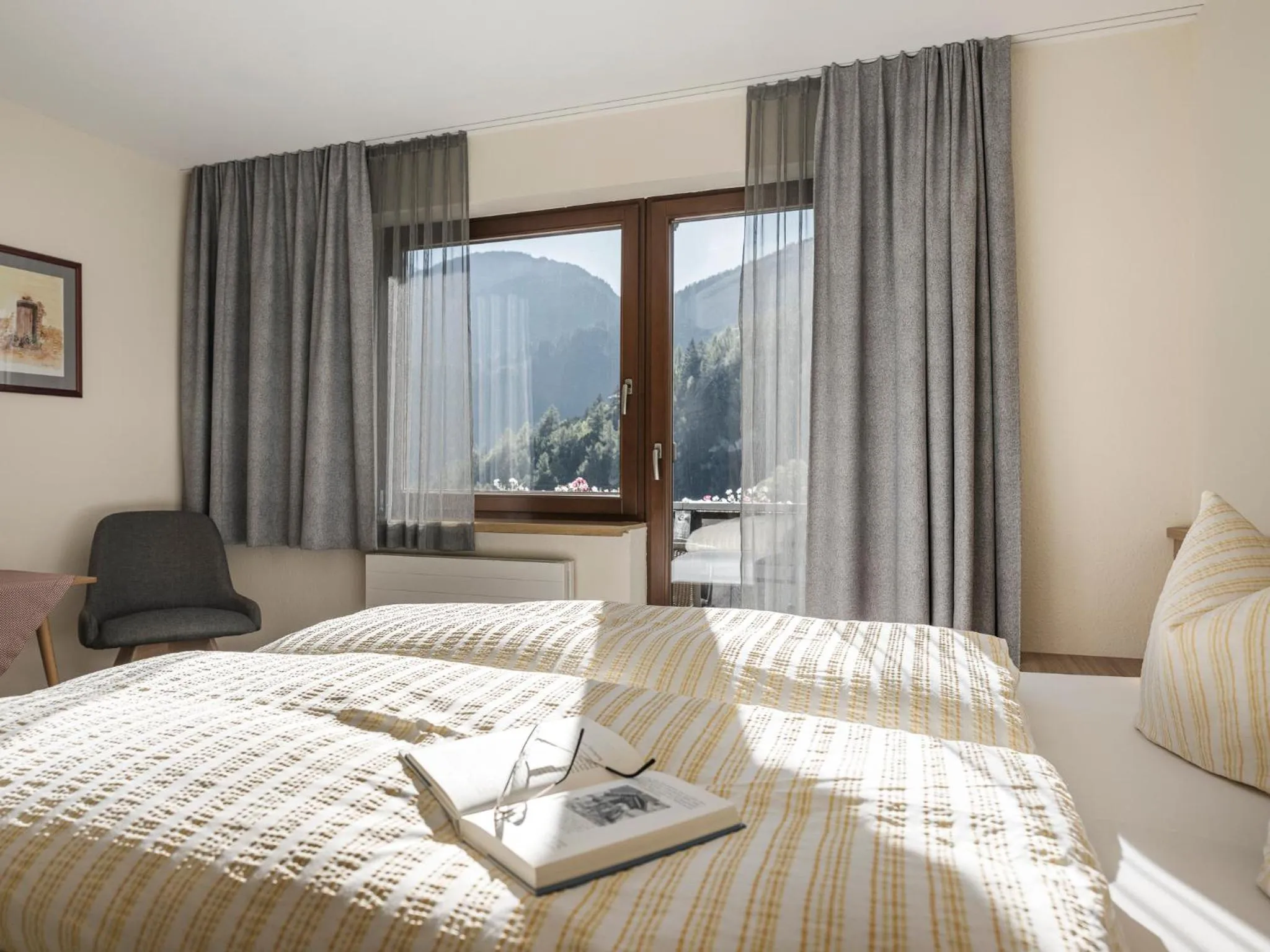 Bed in Appartementhaus Sennhüttn