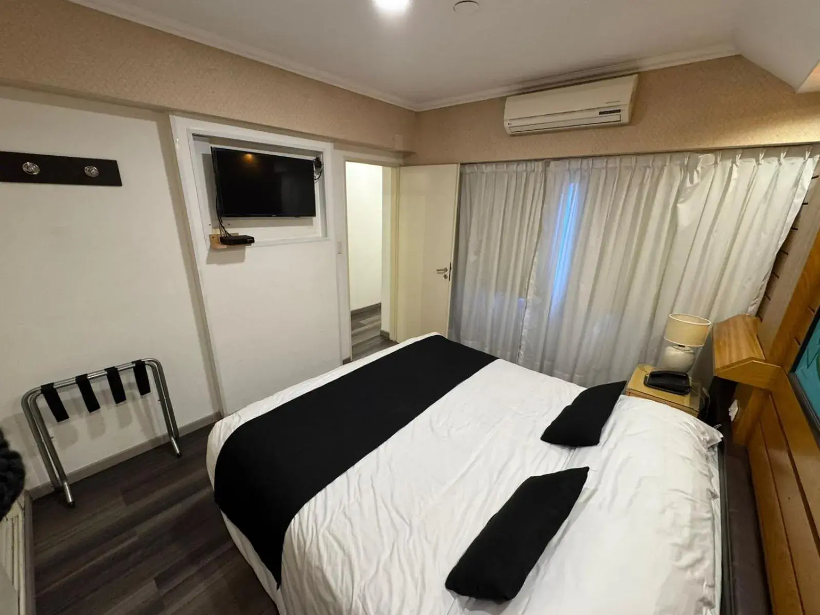 Bed in Sarmiento Palace Hotel Bed in Sarmiento Palace Hotel