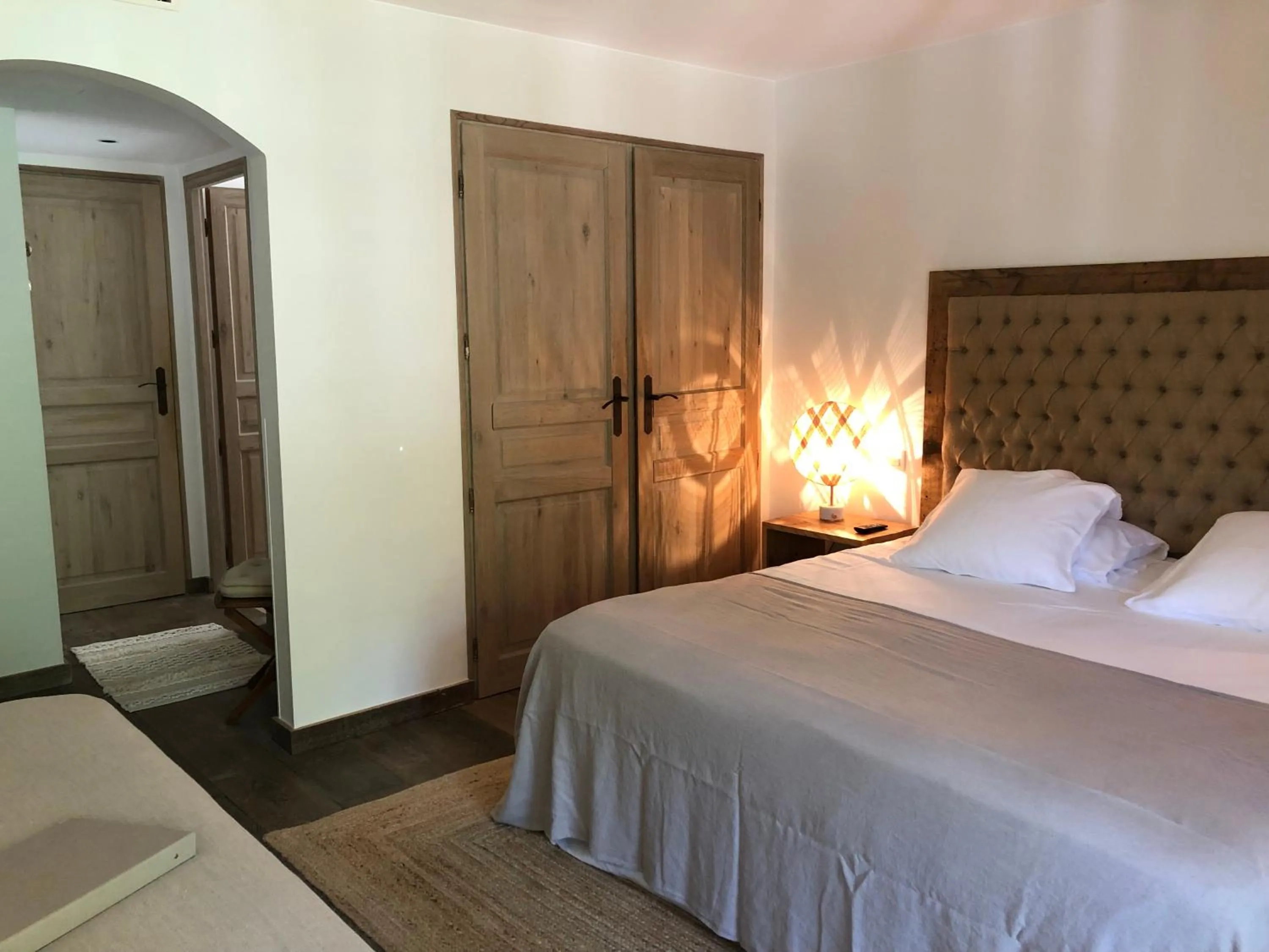 Photo of the whole room, Bed in Le Clos des Sept Palmiers