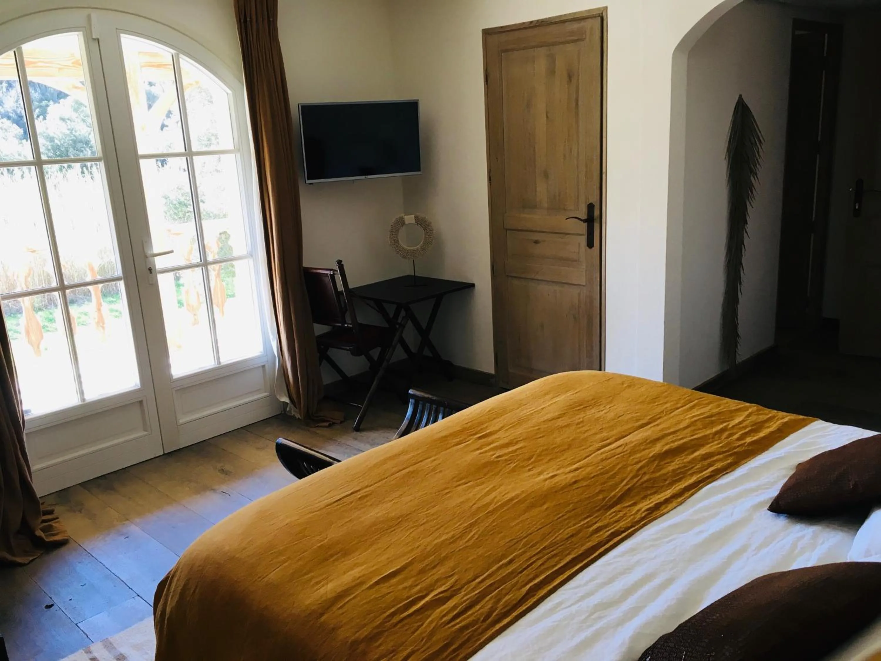 Bedroom, Bed in Le Clos des Sept Palmiers
