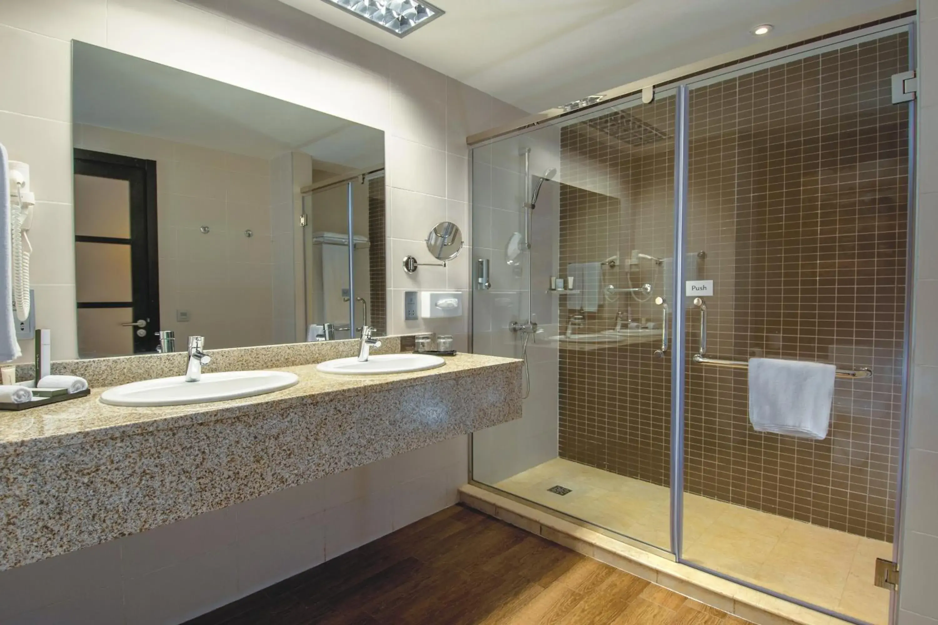 Bathroom in Riu Sri Lanka All Inclusive Bathroom in Riu Sri Lanka All Inclusive